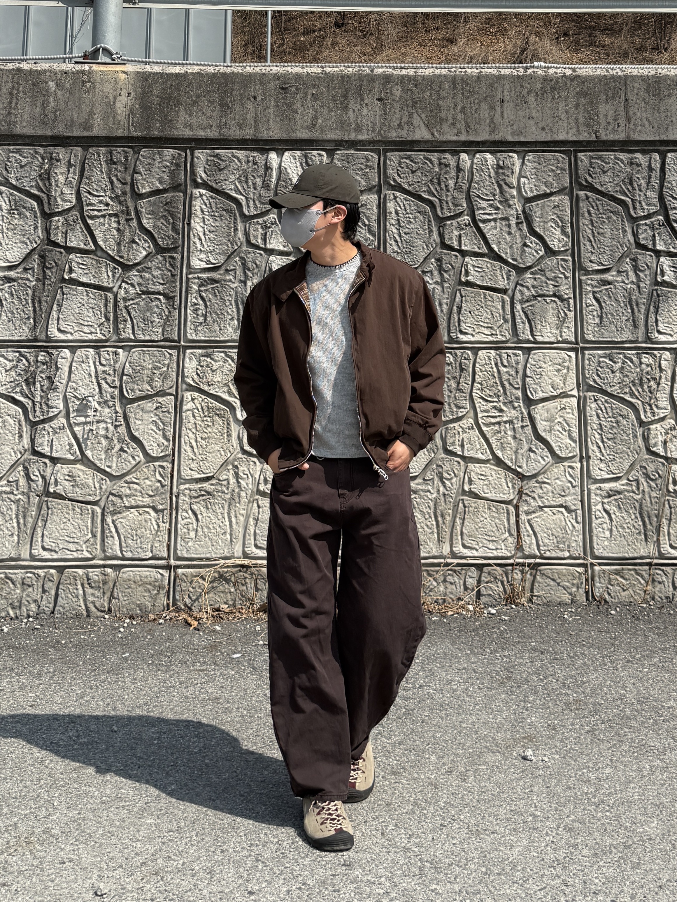 VERUTUM VSH008N Trident Sports Cap Light Khaki, (W) Keen Jasper Rocks SP Sneaker Birch Black 착용 스타일 - 3