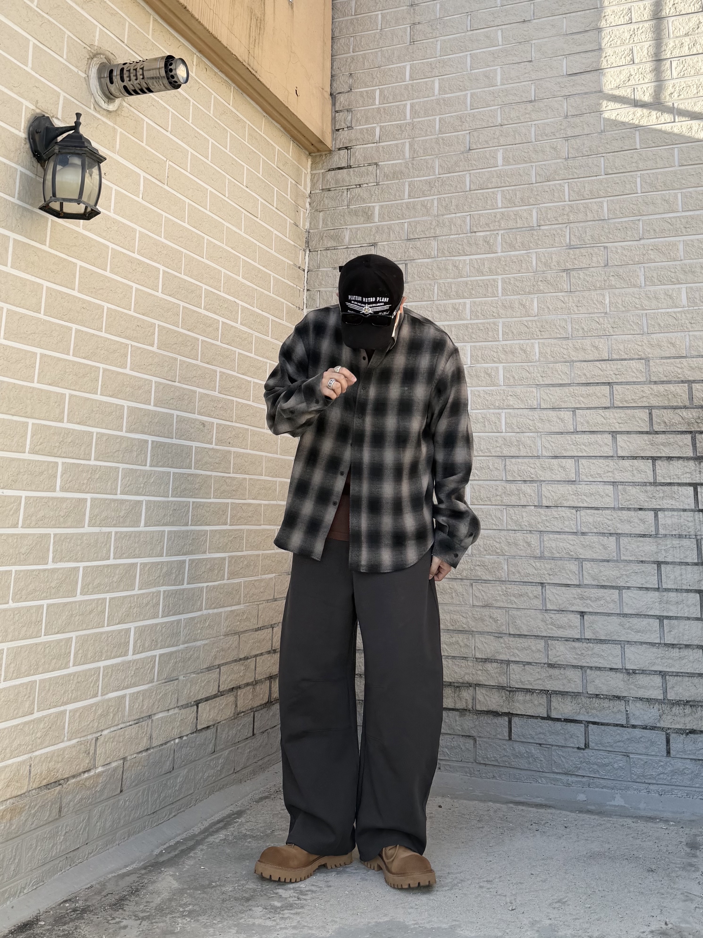 Undermycar Mu.75 Anti Fxxking Logo Play Basic Long Sleeve Flannel Shirts Burgundy Black 착용 스타일 - 7