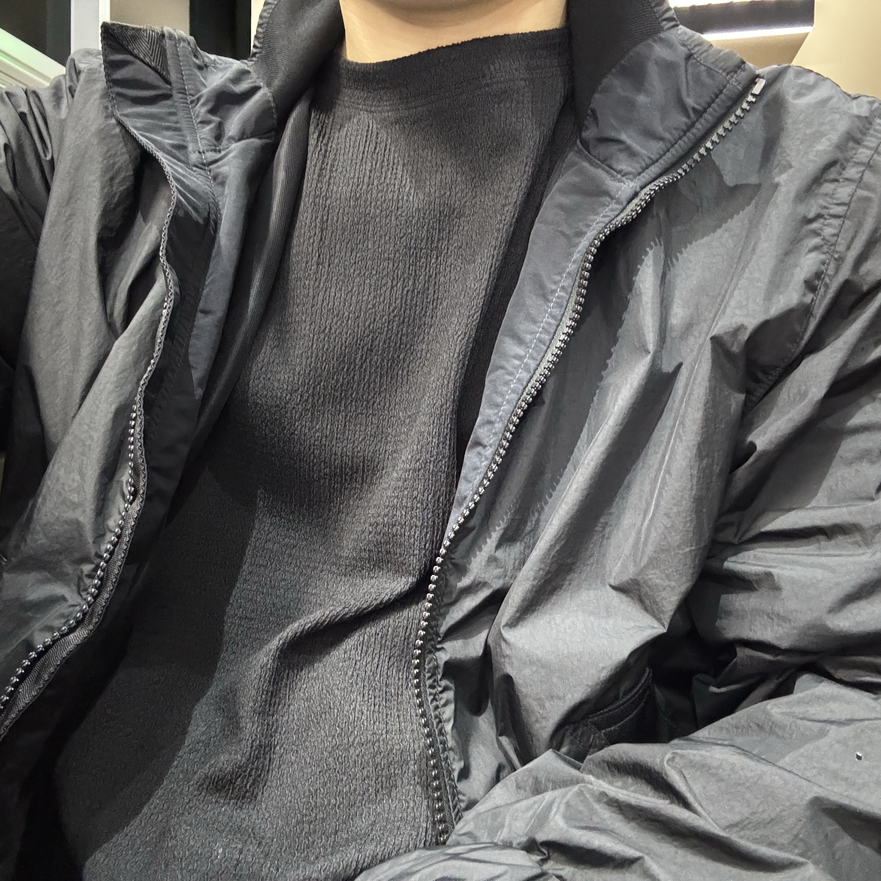 Stone Island 4100111 Garment Dyed Crinkle Reps Nylon Blouson Black - 26SS 착용 스타일