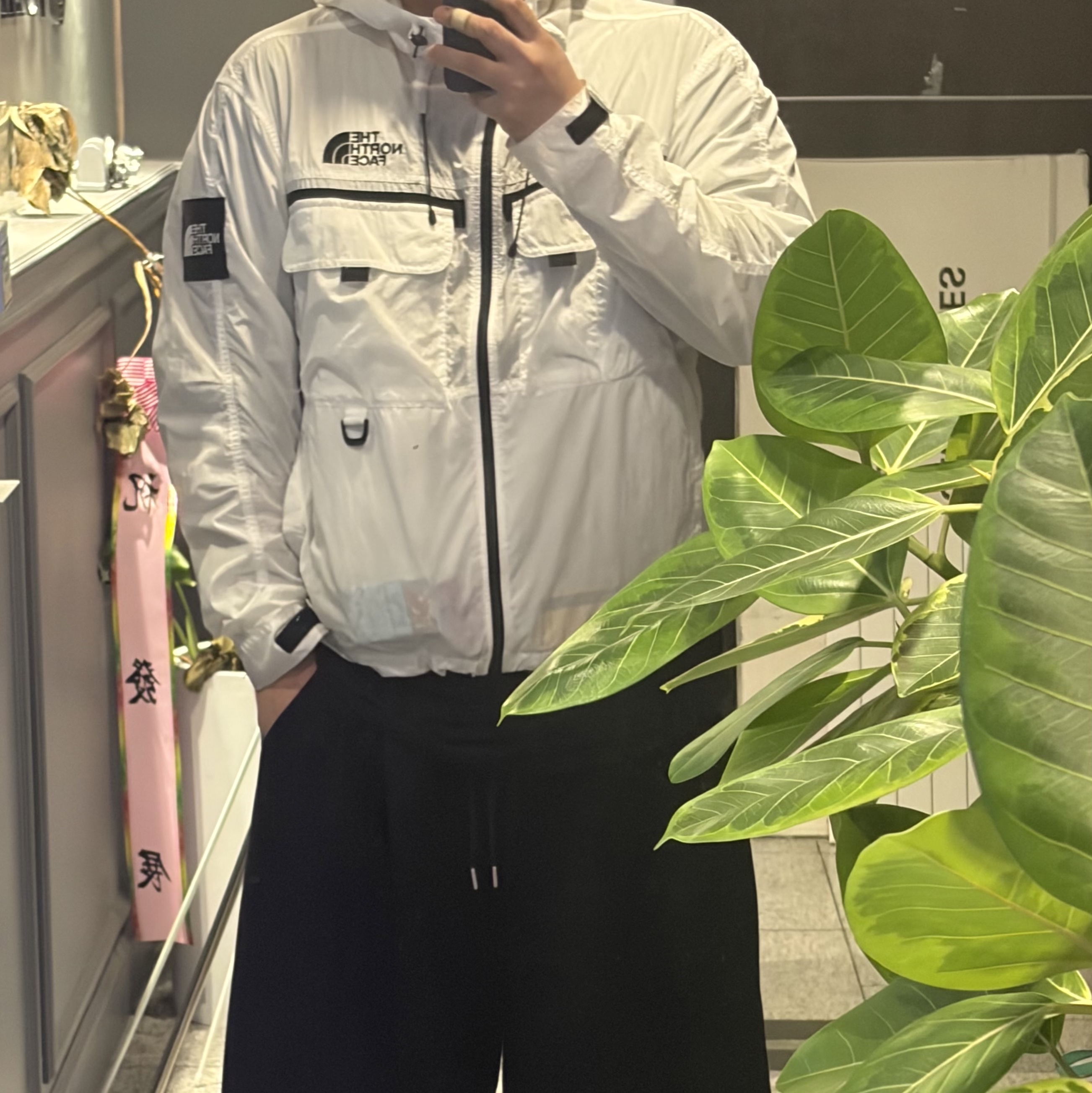 The North Face Sheldon Jacket White - 25SS 착용 스타일