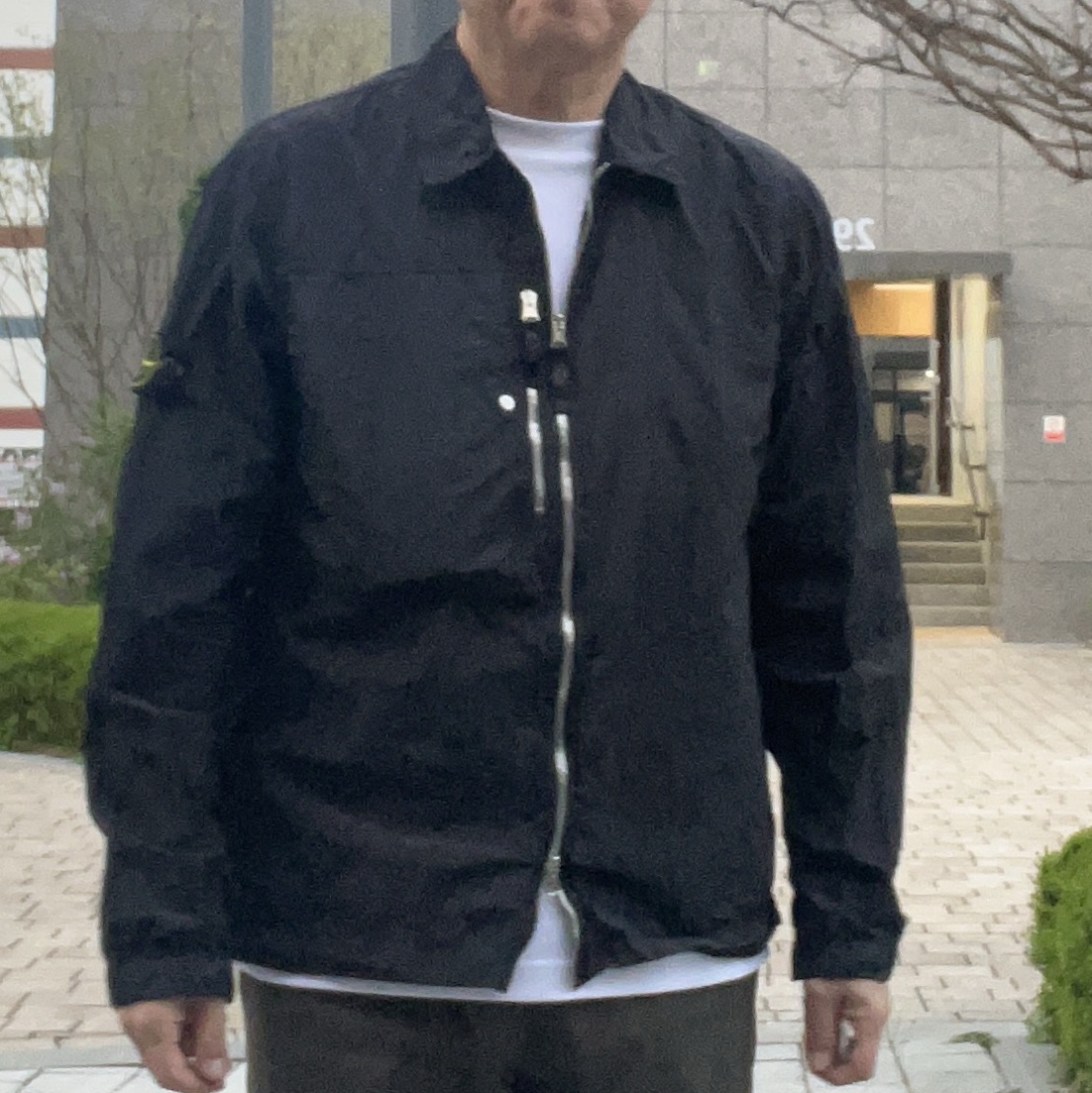 Stone Island 1200031 Nylon Metal in Econyl Regenerated Nylon Garment Dyed Overshirt Black - 25FW 착용 스타일