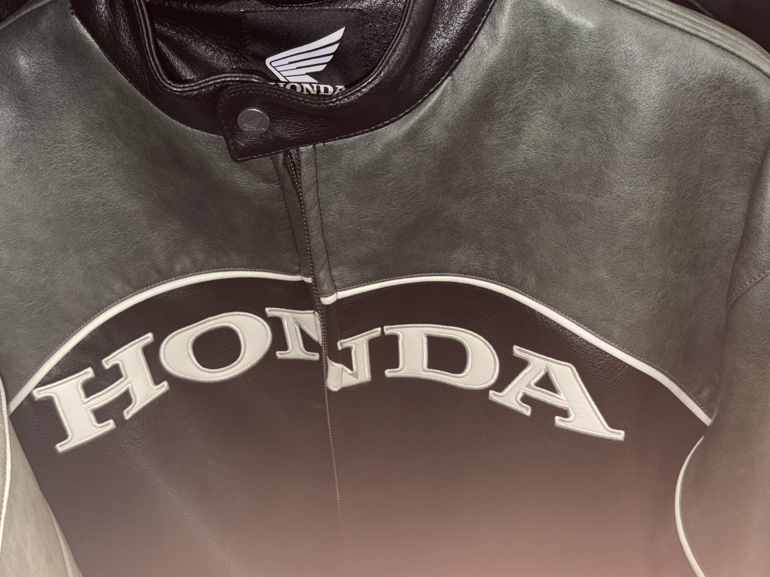 Honda Engineered Leather Racing Jacket Green 착용 스타일 - 1
