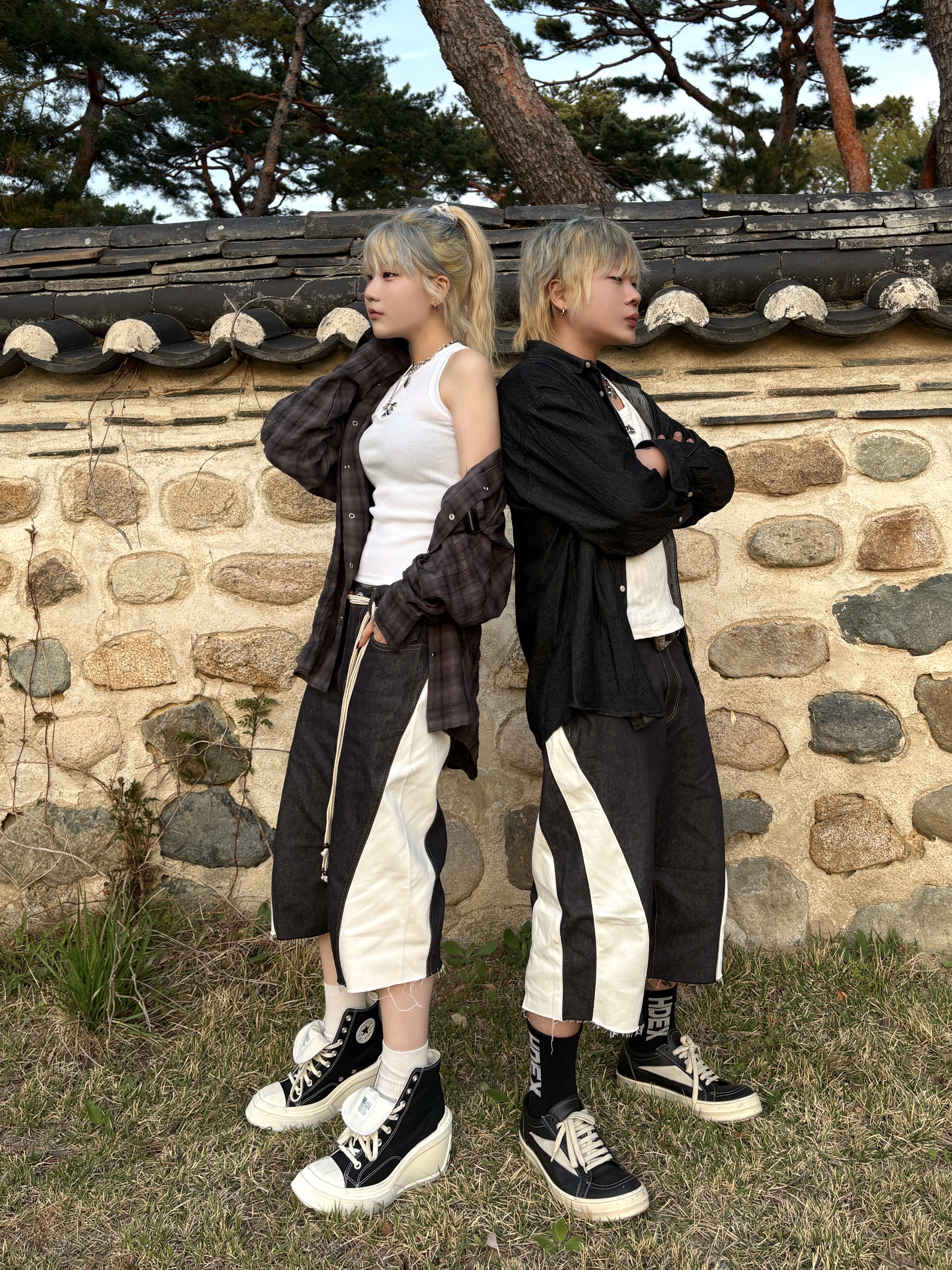 Rick Owens Lido Vintage Sneakers Black Milk, (W) Converse Chuck 70 De Luxe Wedge Black 착용 스타일 - 4