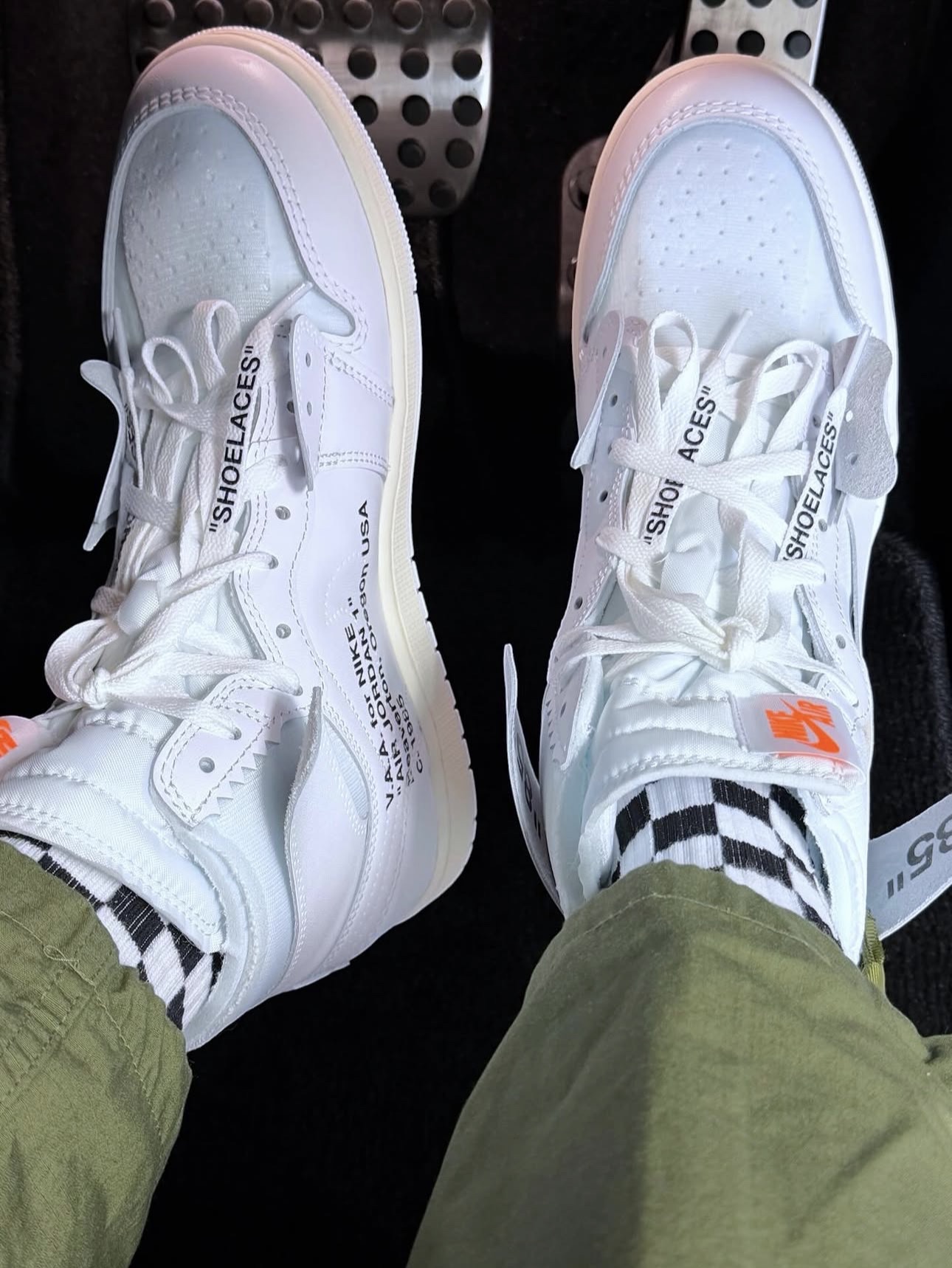 Jordan 1 x Virgil Abloh Archive Retro High Alaska White 착용 스타일 - 4