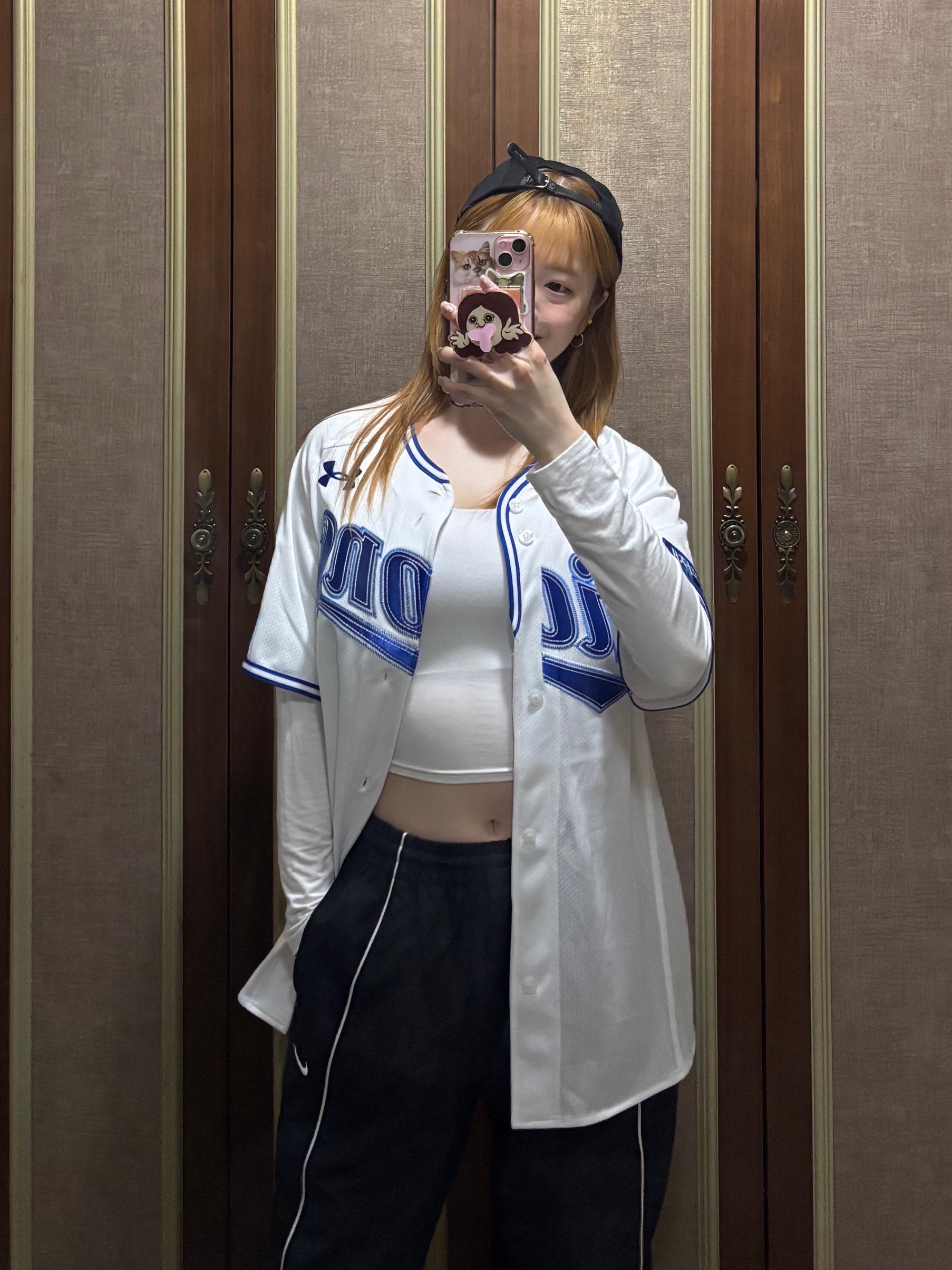 Supreme Washed Chino Twill Camp Cap Black, Samsung Lions x Underarmour 2026 Authentic Home Uniform White (Non Marking Ver.) 착용 스타일 - 4
