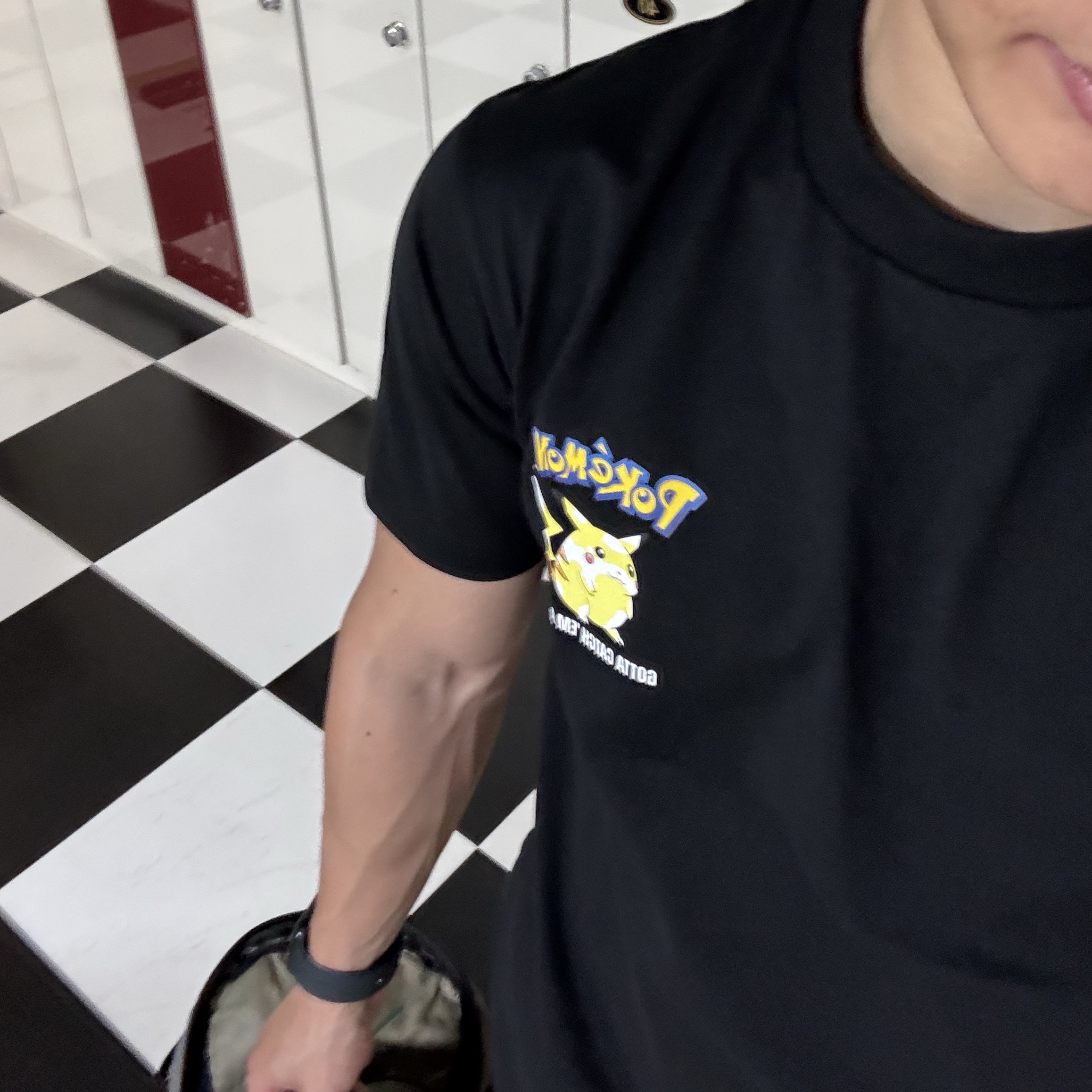 Uniqlo UT x Pokemon Graphhic T-Shirt 1B Black 착용 스타일