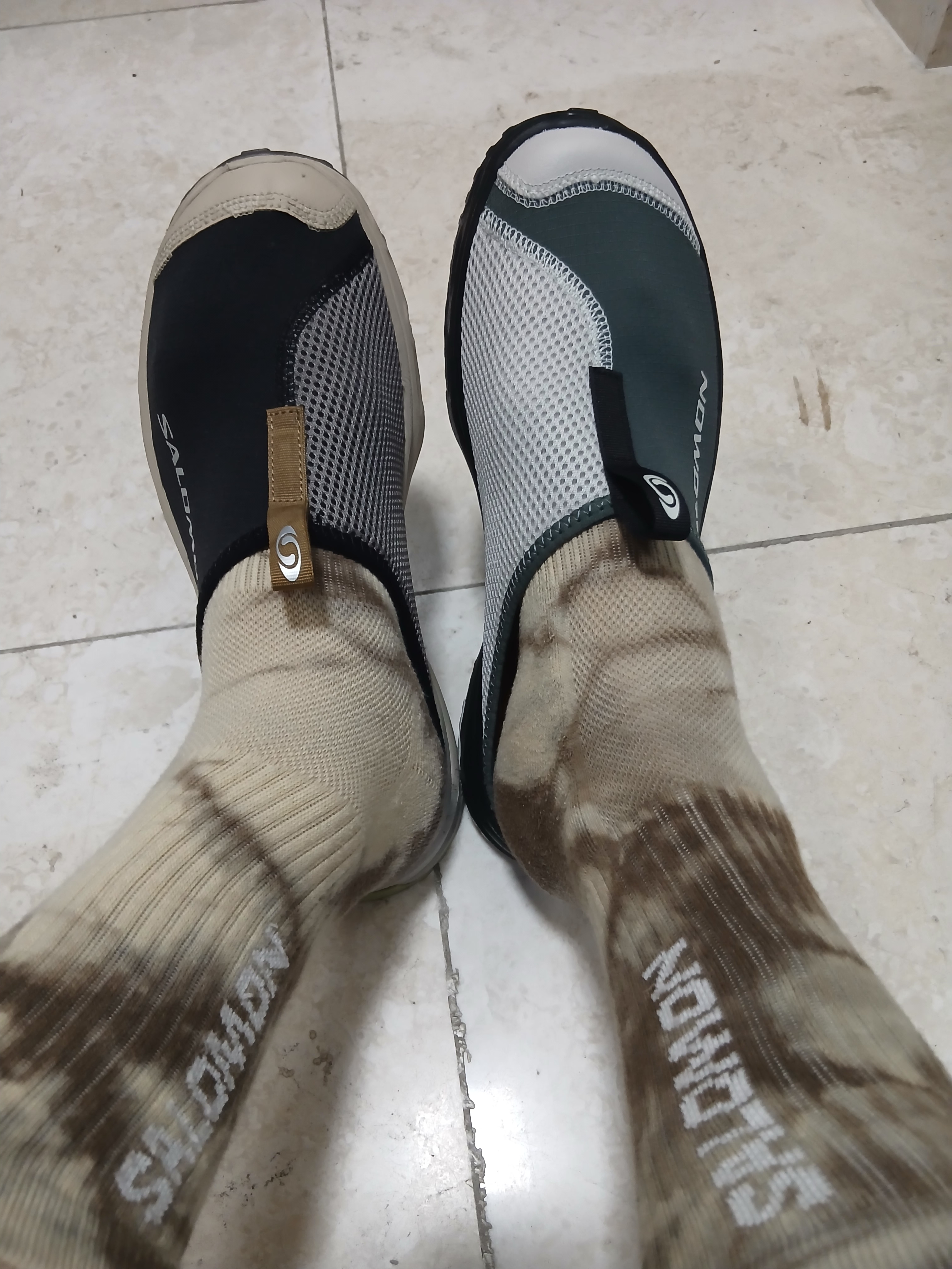 Salomon RX Slide 3.0 Black Plum Kitten, Salomon RX Slide 3.0 Urban Chic Lunar Rock 착용 스타일 - 1