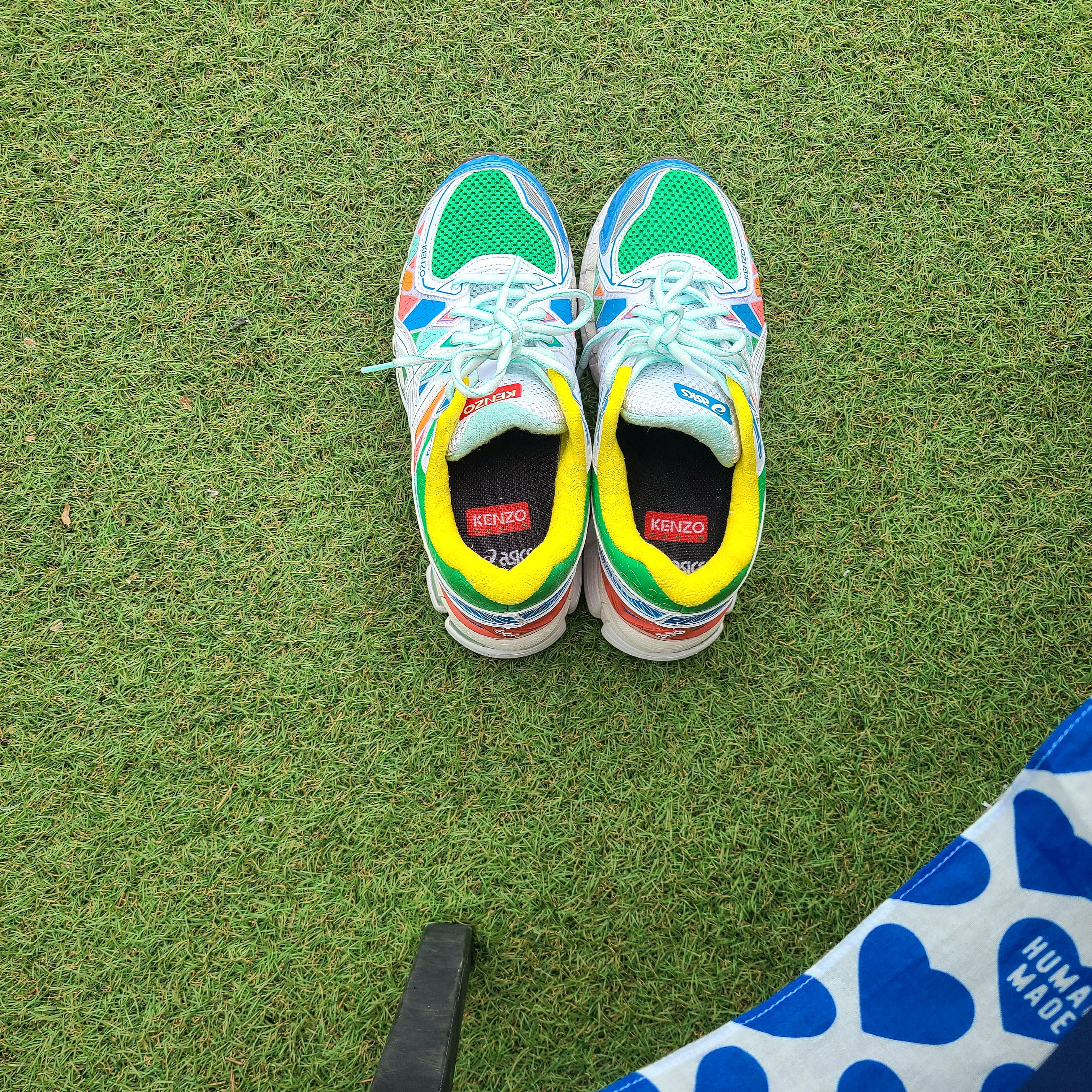 Asics x Kenzo Gel-Kayano 20 by Nigo Multi White, Human Made Big Bandana #2 Navy 착용 스타일 - 1