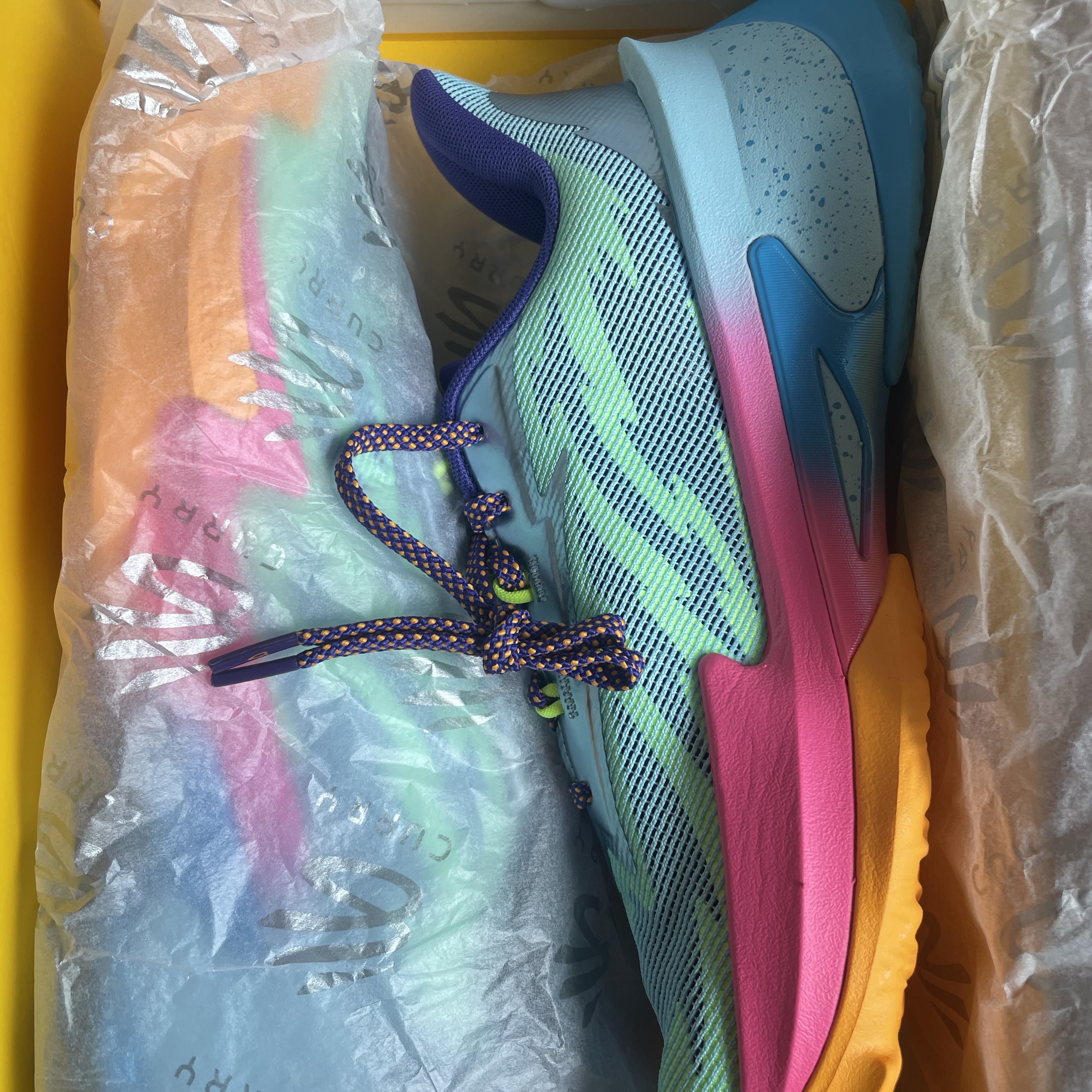 Under Armour Curry 7 Blue Pink 착용 스타일