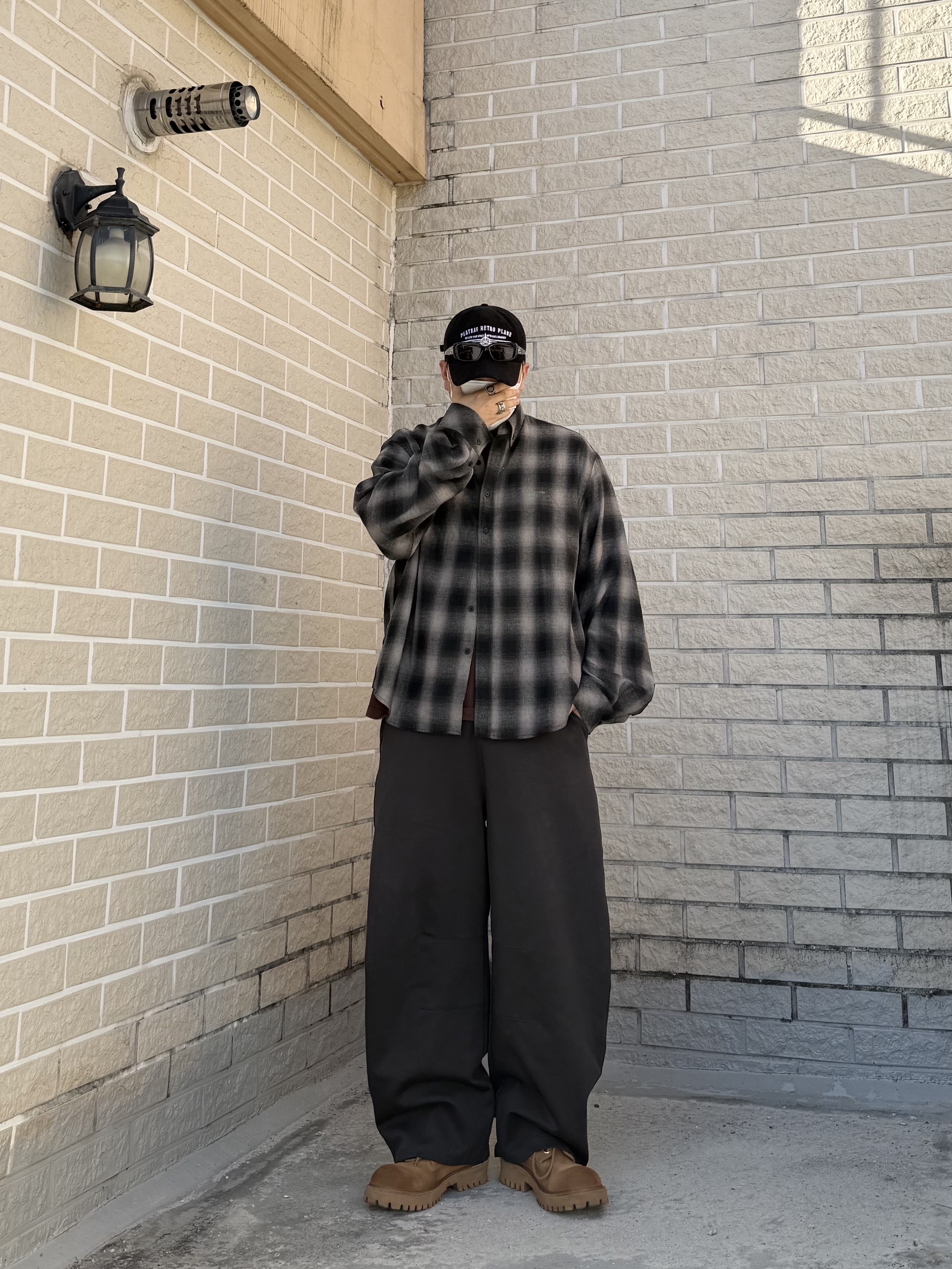 Undermycar Mu.75 Anti Fxxking Logo Play Basic Long Sleeve Flannel Shirts Burgundy Black 착용 스타일 - 6
