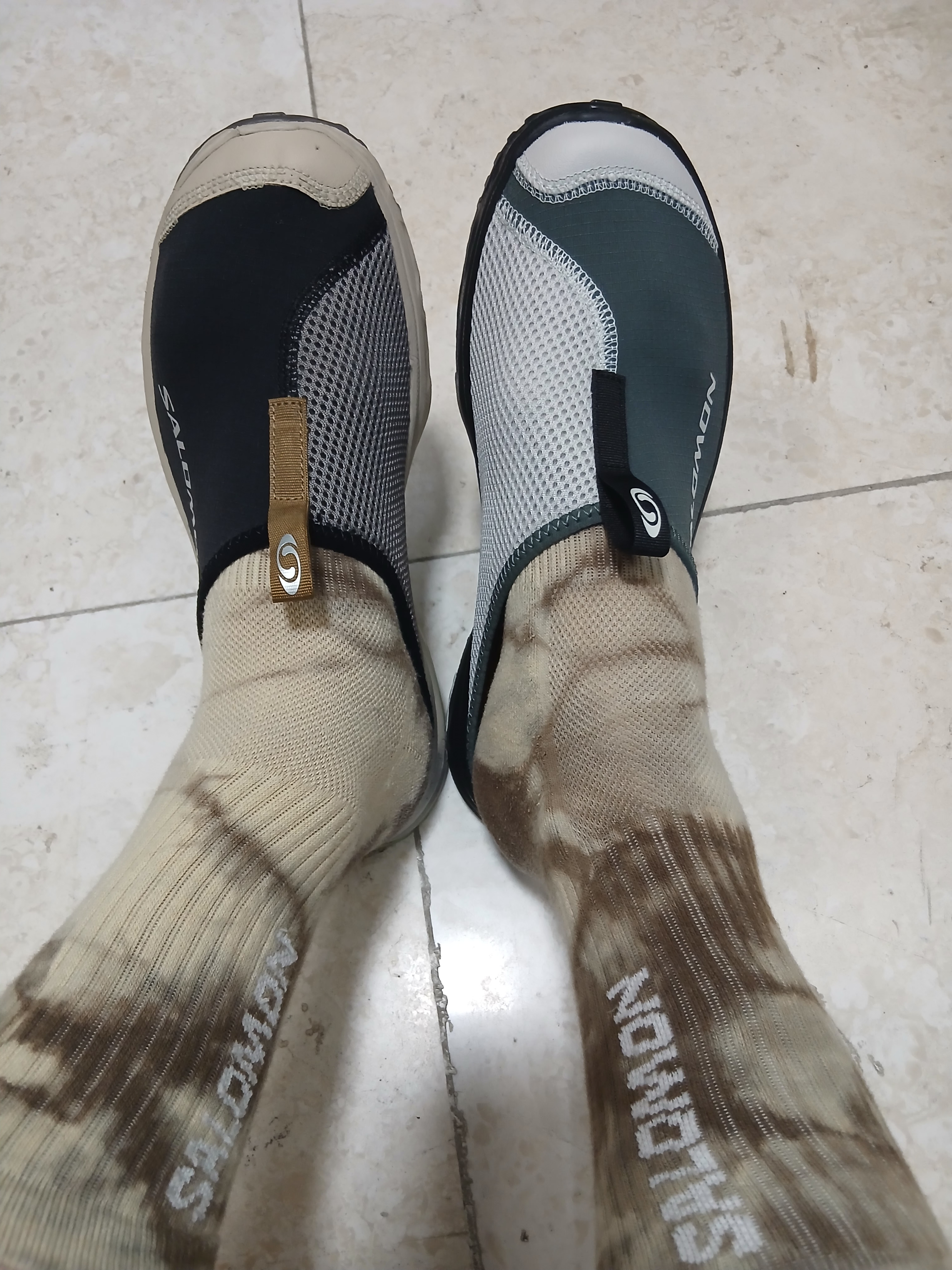 Salomon RX Slide 3.0 Black Plum Kitten, Salomon RX Slide 3.0 Urban Chic Lunar Rock 착용 스타일 - 3