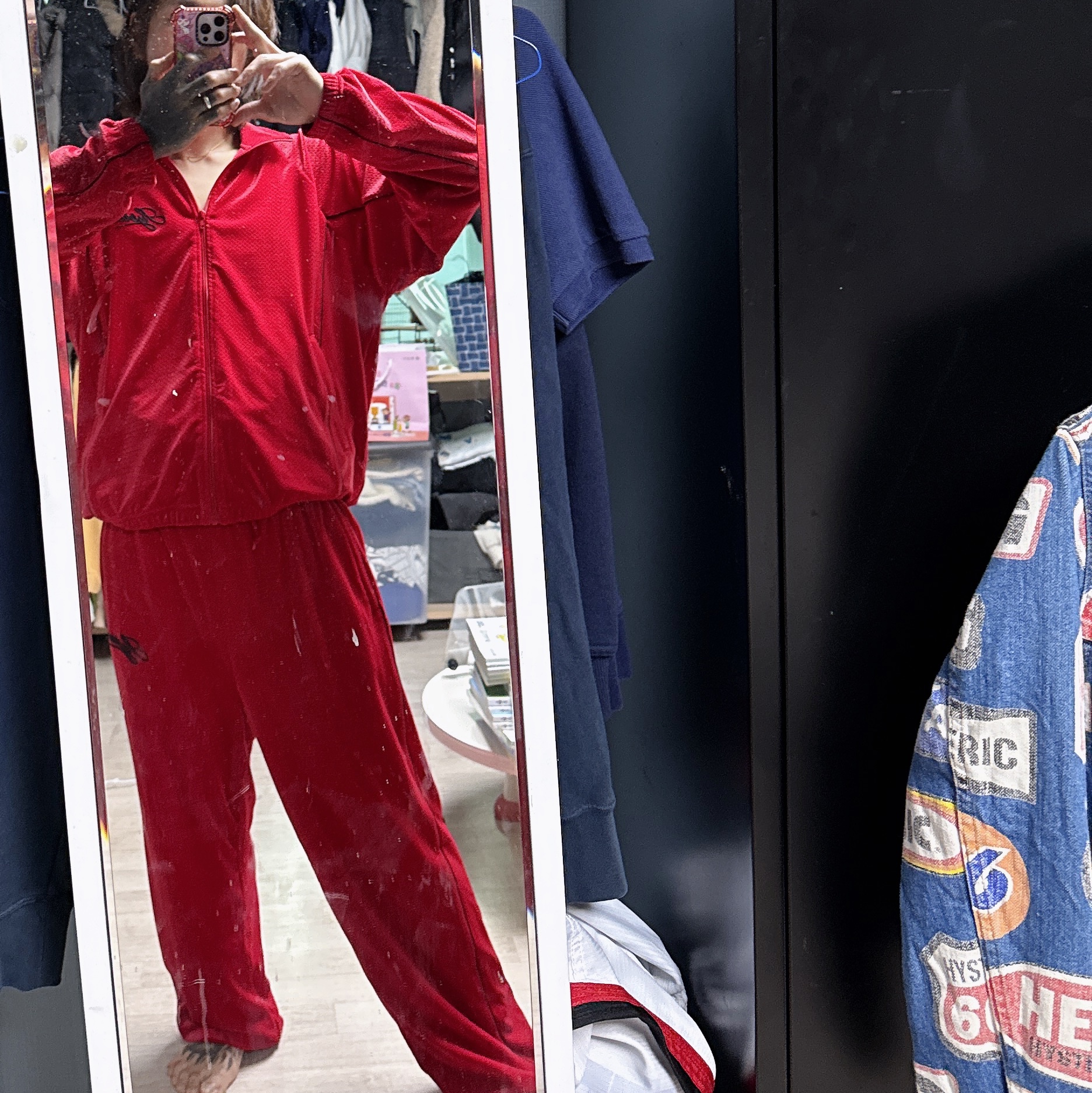 Supreme Velour Mesh Track Jacket Red - 26SS 착용 스타일 - 1