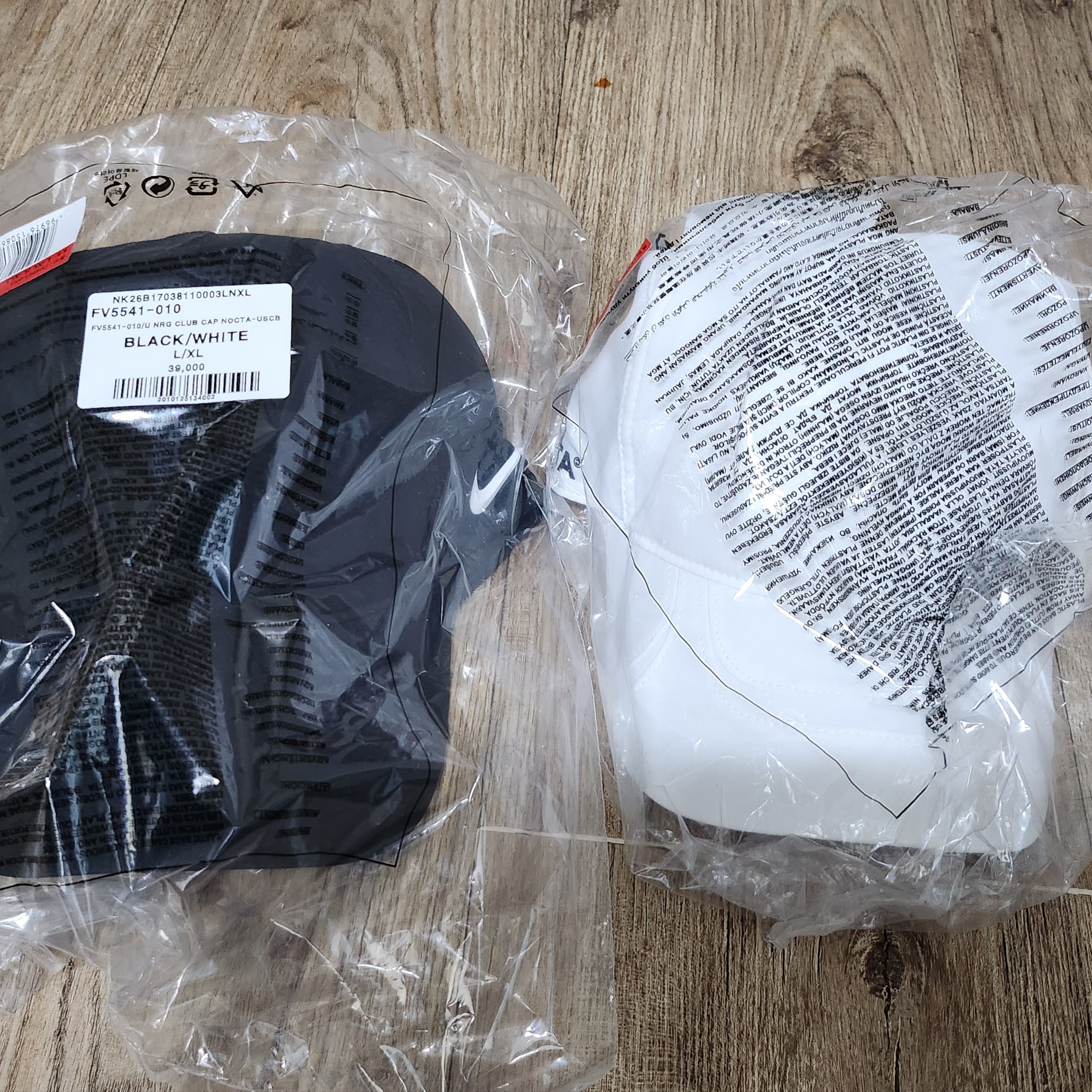 Nike x Drake Nocta Club Cap White, Nike x Drake Nocta Club Cap Black 착용 스타일 - 5