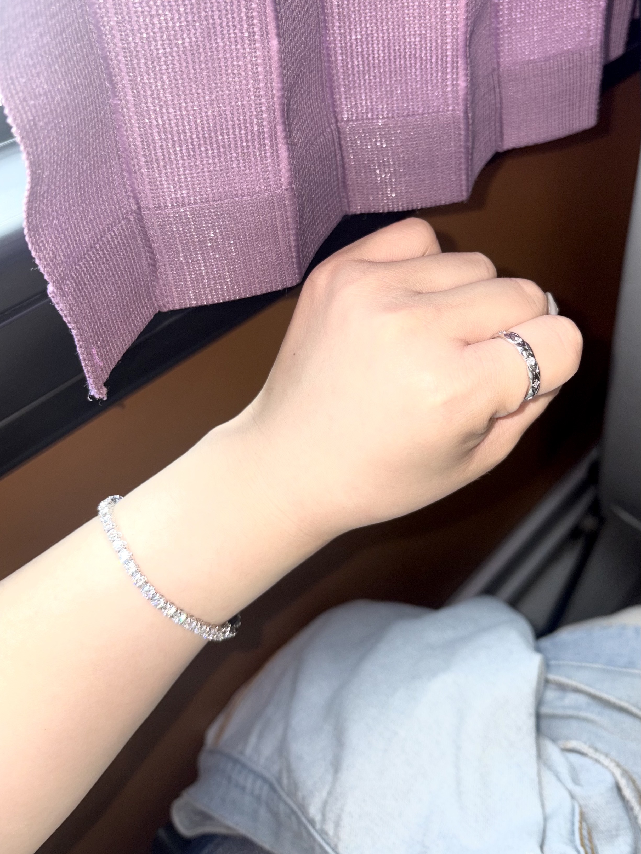 (W) Swarovski Matrix Tennis Bracelet White Rhodium Plated 착용 스타일