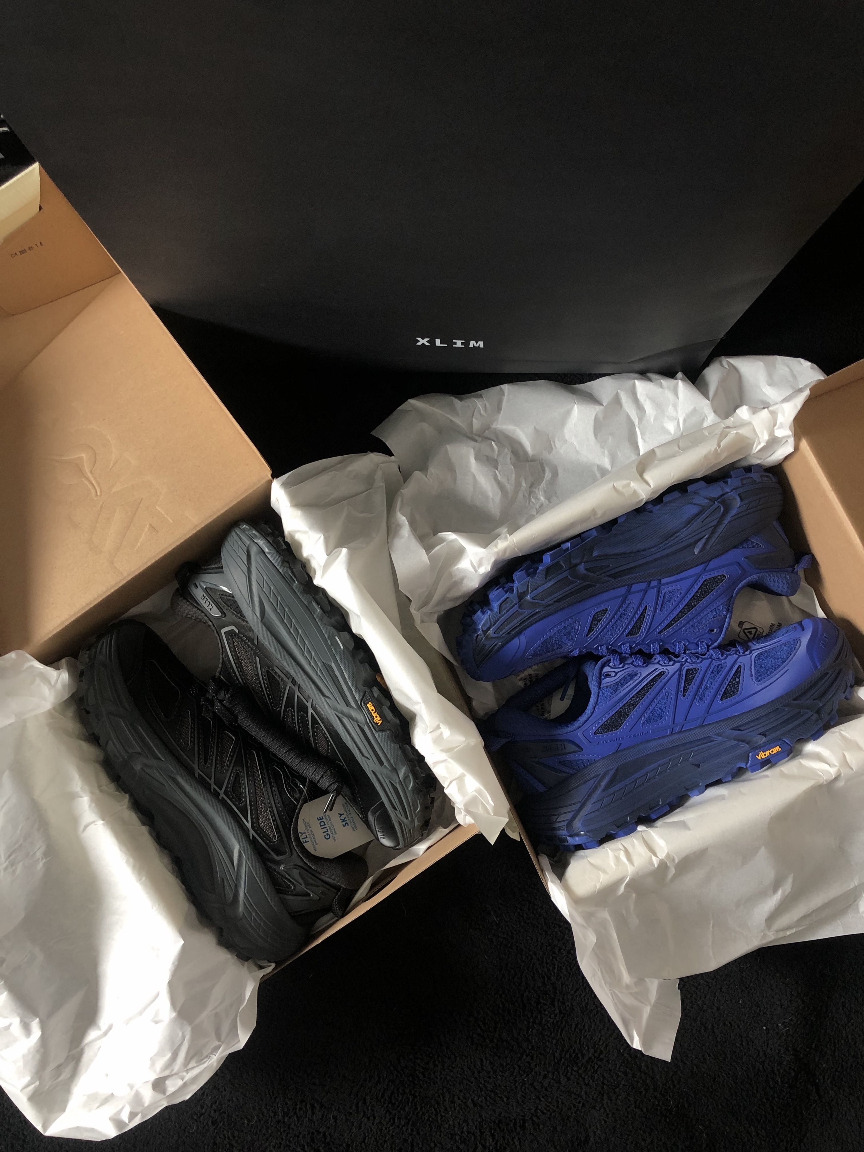Hoka x Xlim Mafate Speed 2 TS Cobalt Blue, Hoka x Xlim Mafate Speed 2 TS Black Charcoal 착용 스타일 - 6