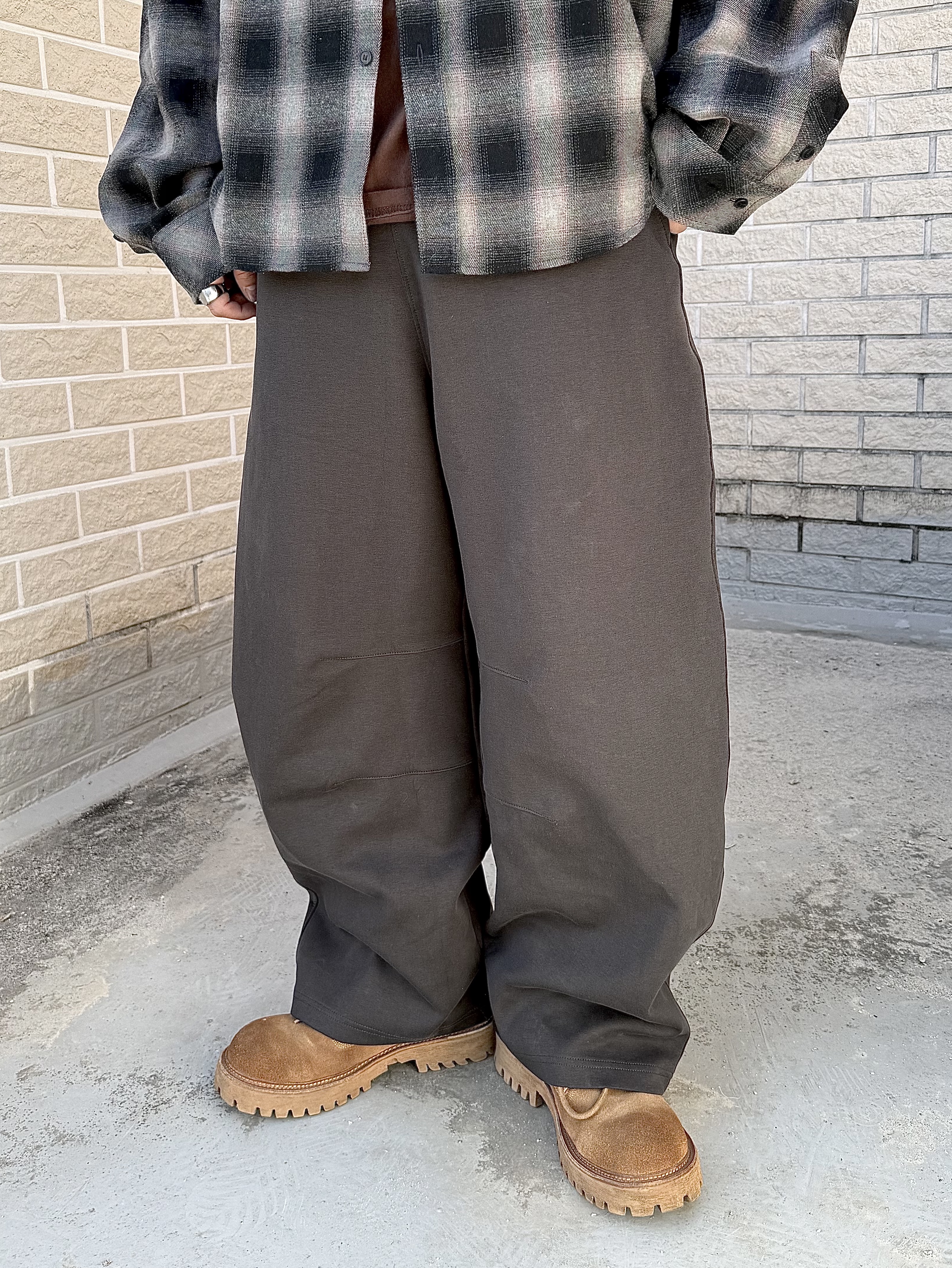 Undermycar Mu.75 Anti Fxxking Logo Play Basic Long Sleeve Flannel Shirts Burgundy Black 착용 스타일 - 5