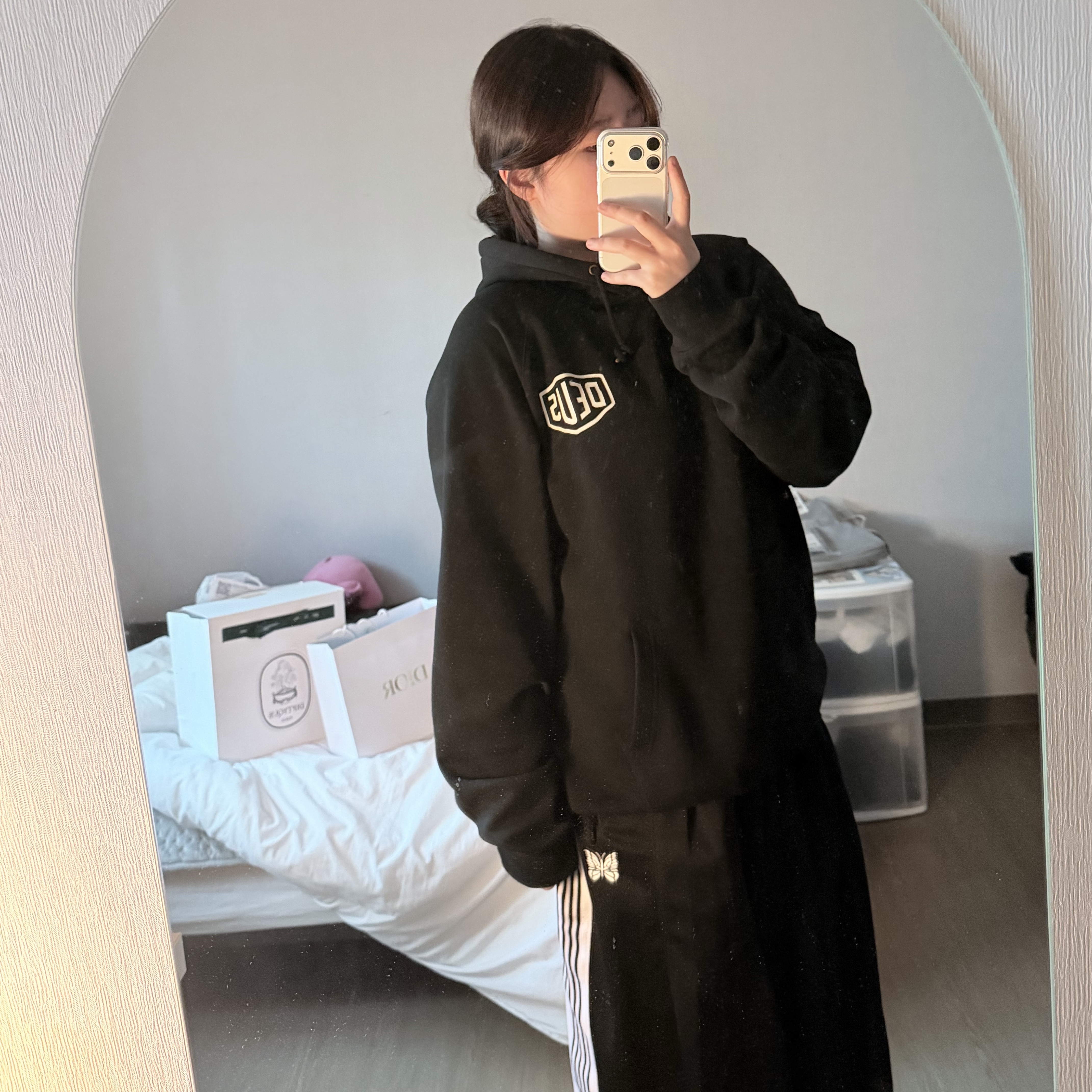 Needles H.D. Track Pants Poly Smooth Black White 착용 스타일