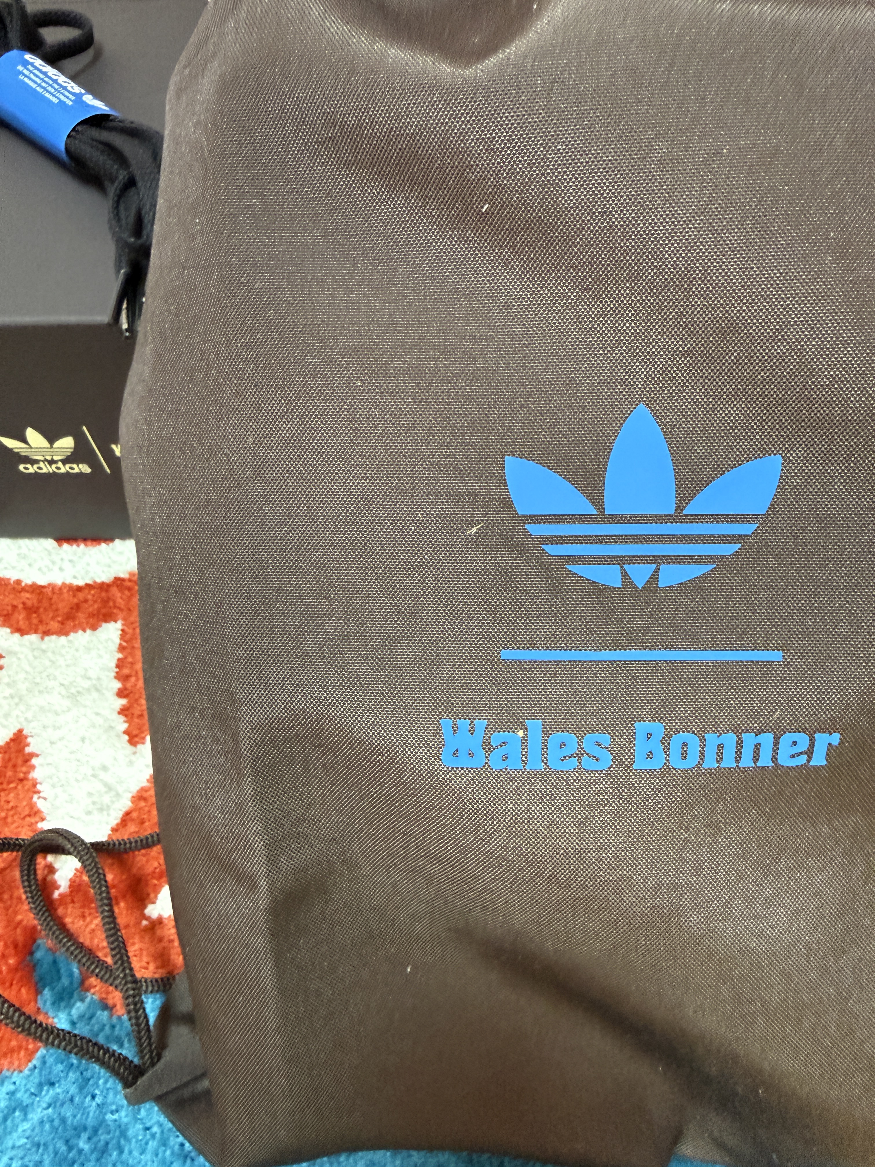 Adidas x Wales Bonner Karintha OG Wonder White Core Black, Megabox x Super Mario Galaxy Figure 5 inch Mario 착용 스타일 - 4