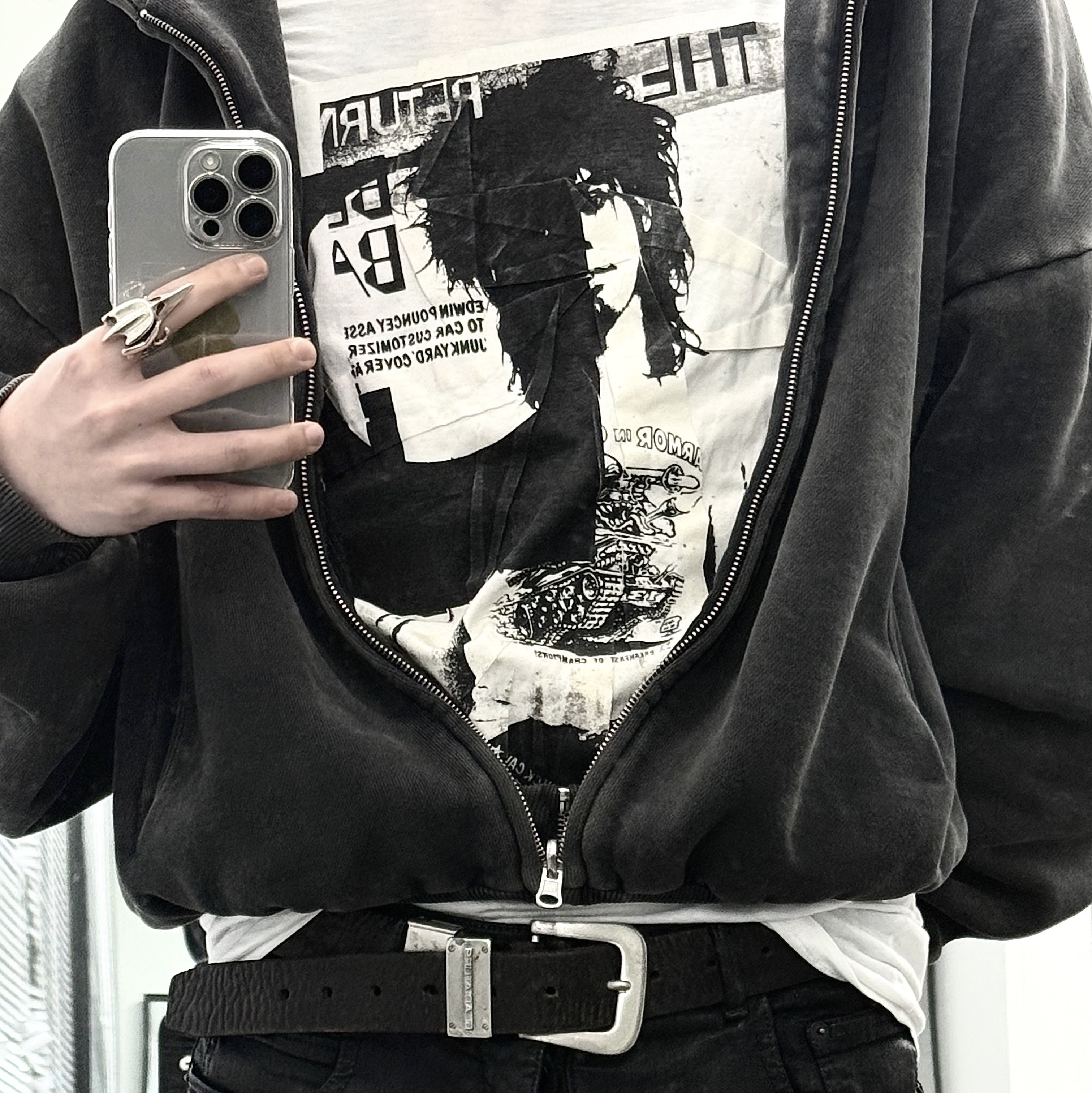 Balenciaga Ebay Zip-Up Hoodie Regular Fit Black 착용 스타일 - 1
