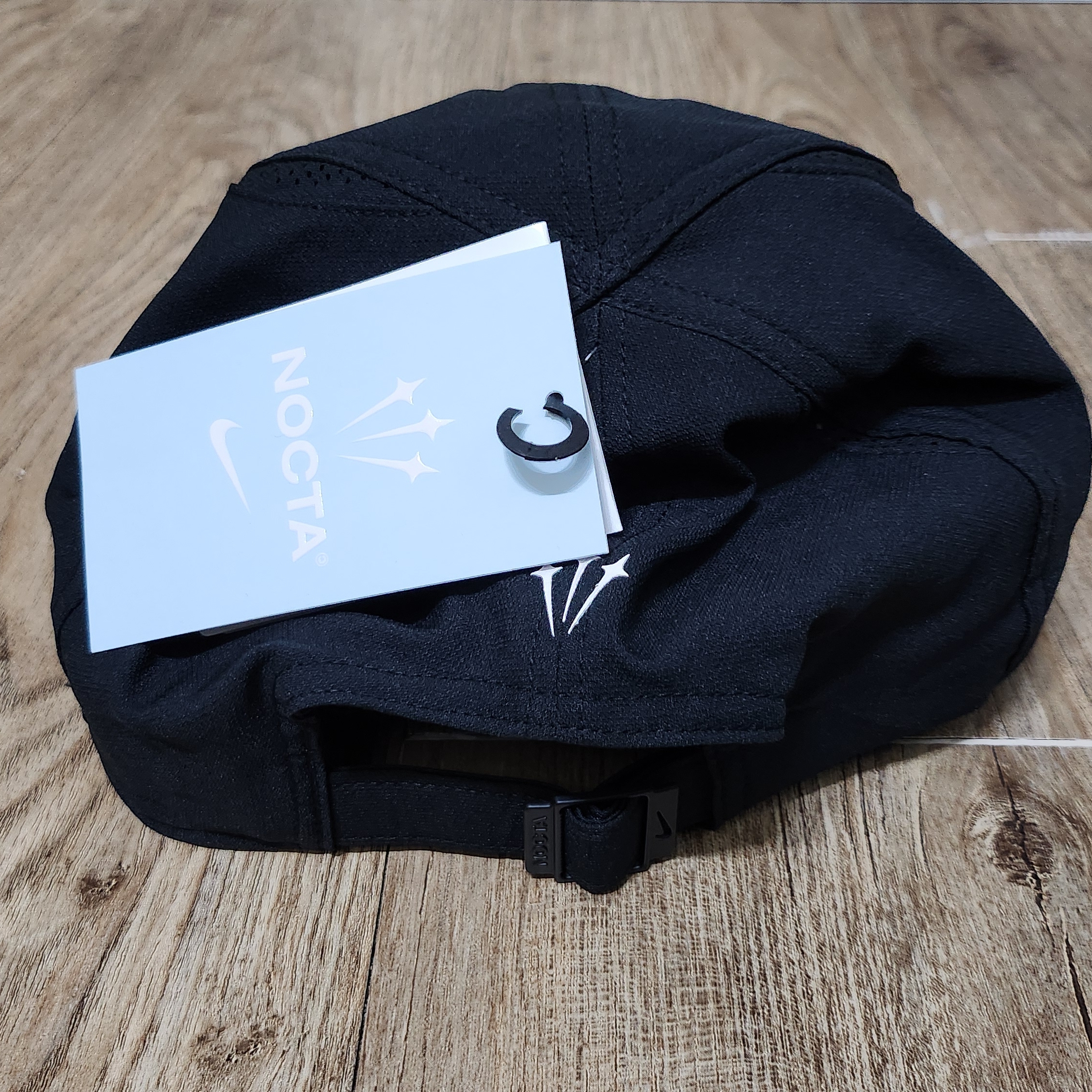 Nike x Drake Nocta Club Cap Black, Nike x Drake Nocta Club Cap White 착용 스타일 - 4