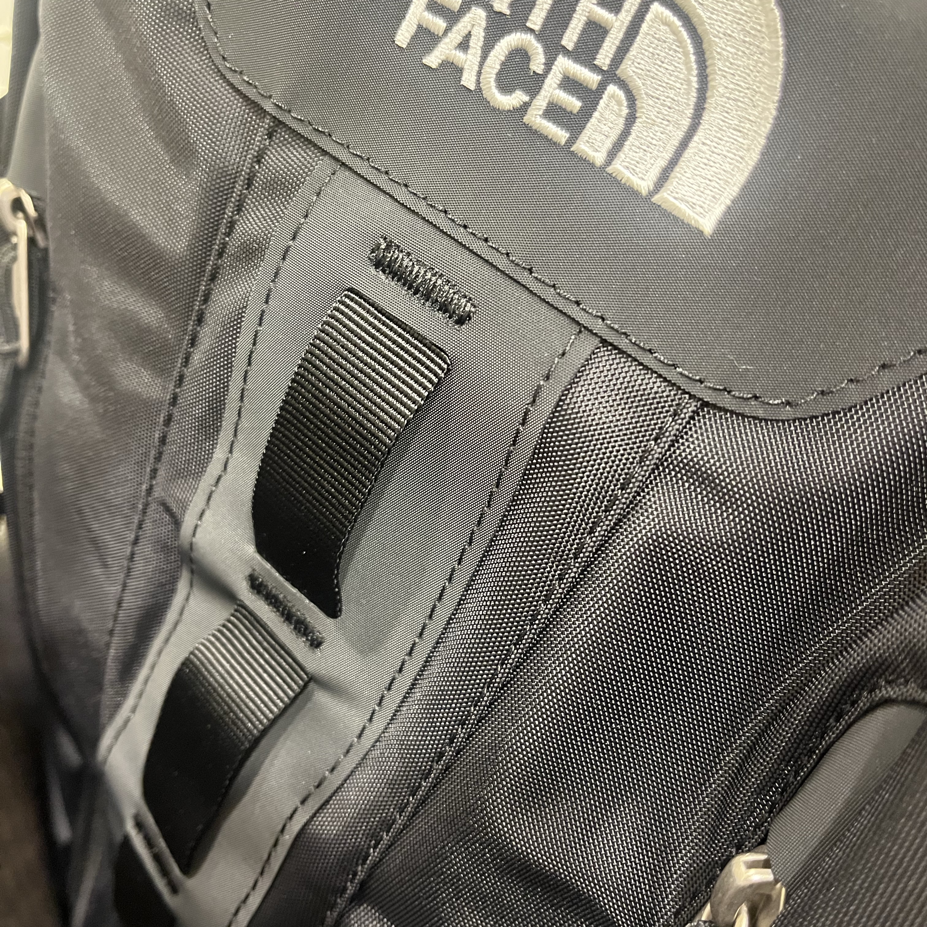 The North Face Big Shot Black 착용 스타일