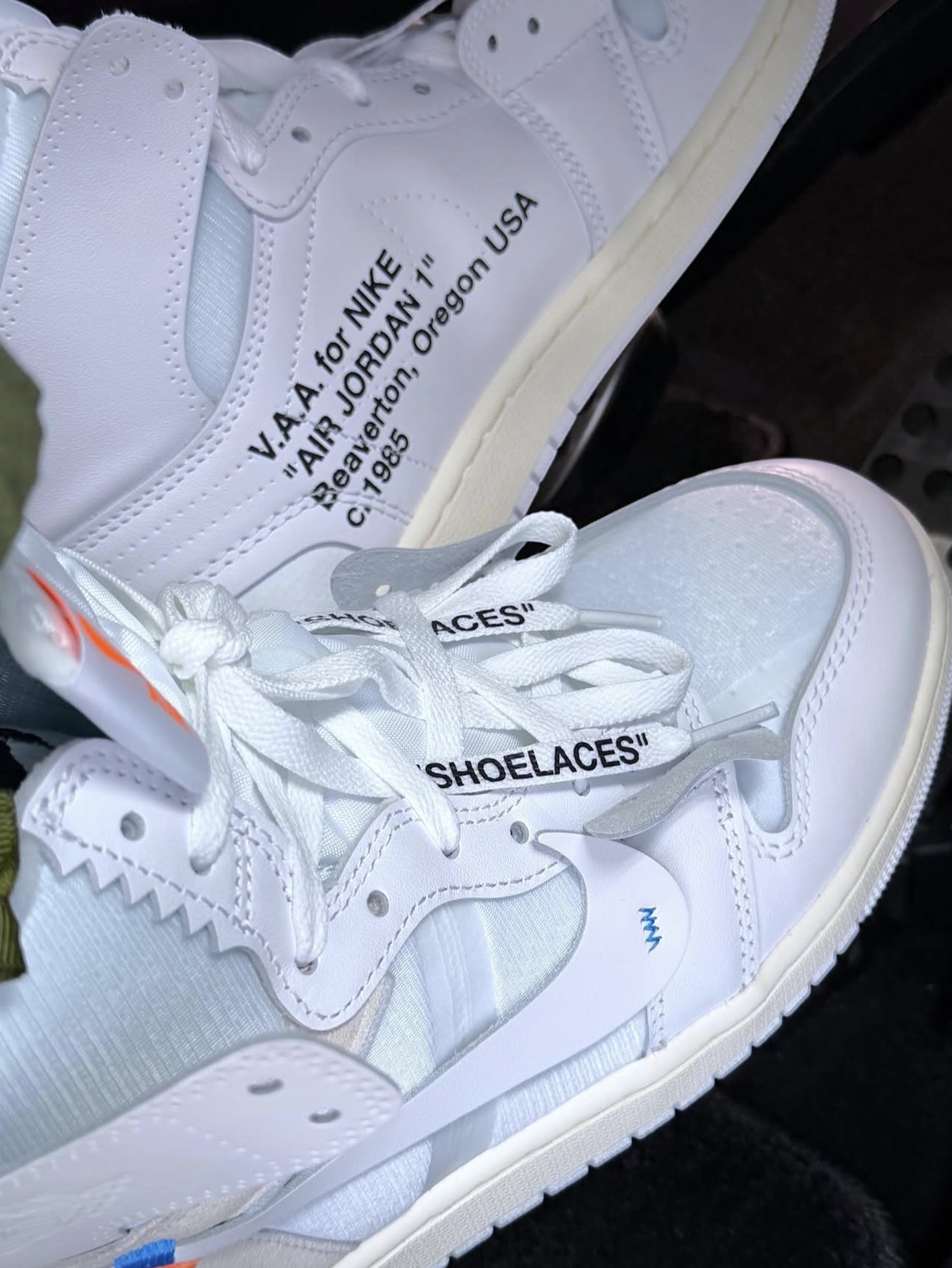 Jordan 1 x Virgil Abloh Archive Retro High Alaska White 착용 스타일 - 5