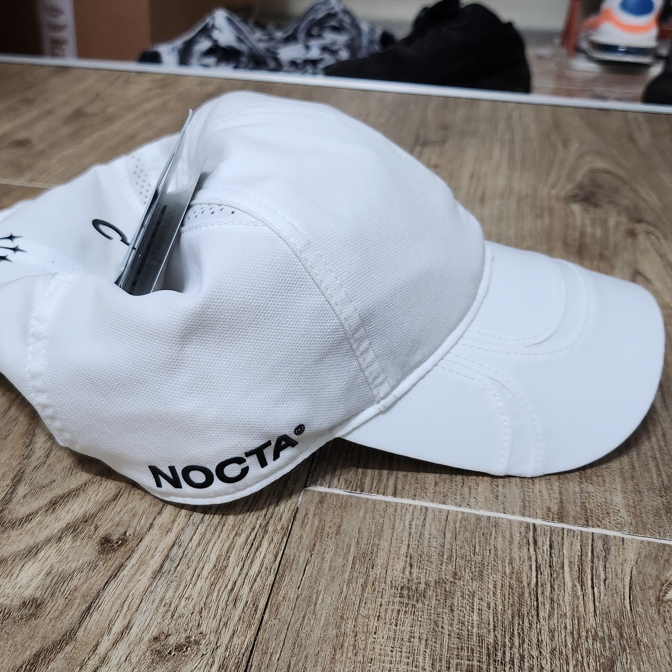 Nike x Drake Nocta Club Cap White, Nike x Drake Nocta Club Cap Black 착용 스타일 - 2