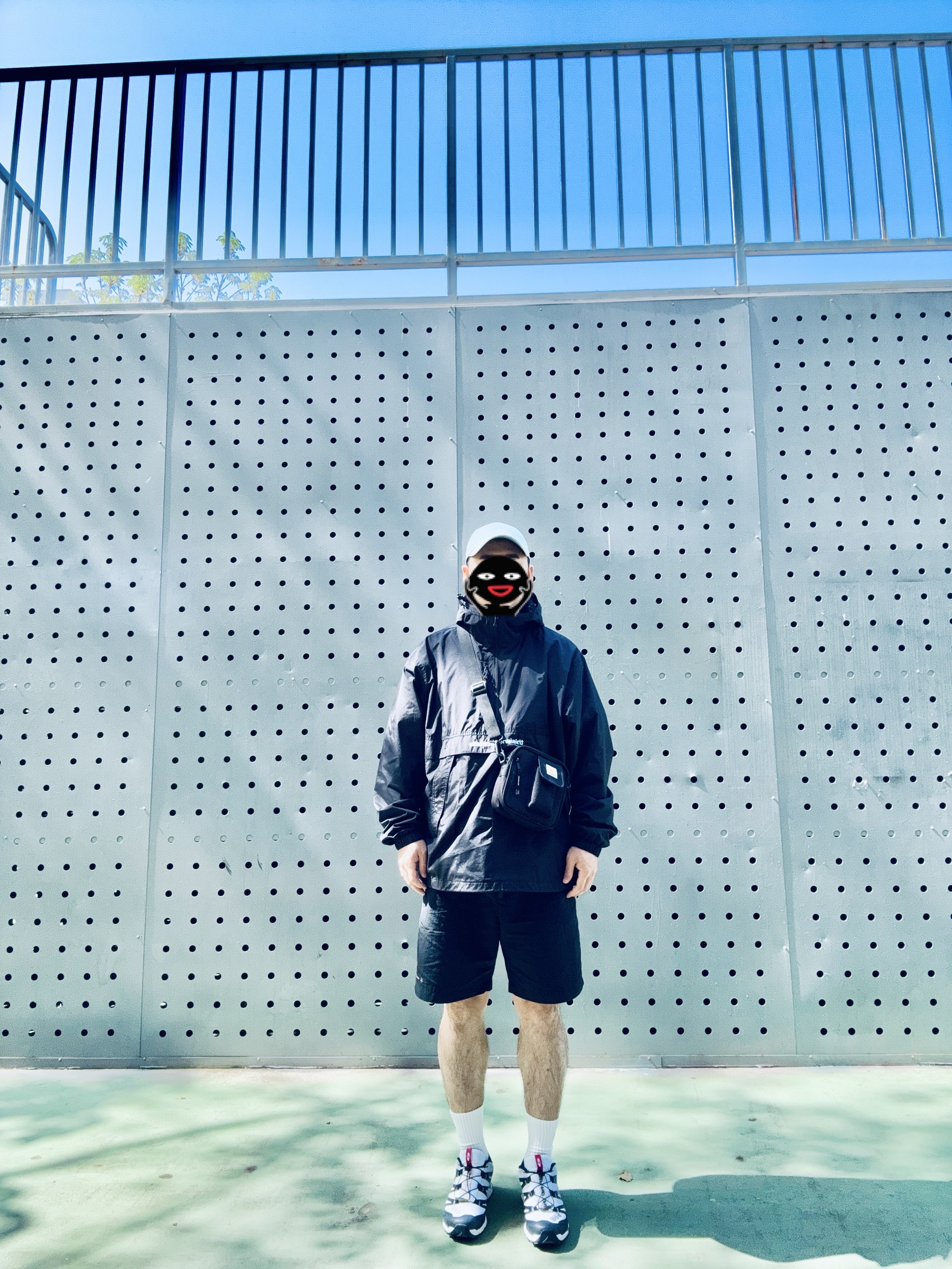 Carhartt WIP Essentials Bag Black, Salomon x Kasina XT-4 OG Dark Navy 착용 스타일 - 1