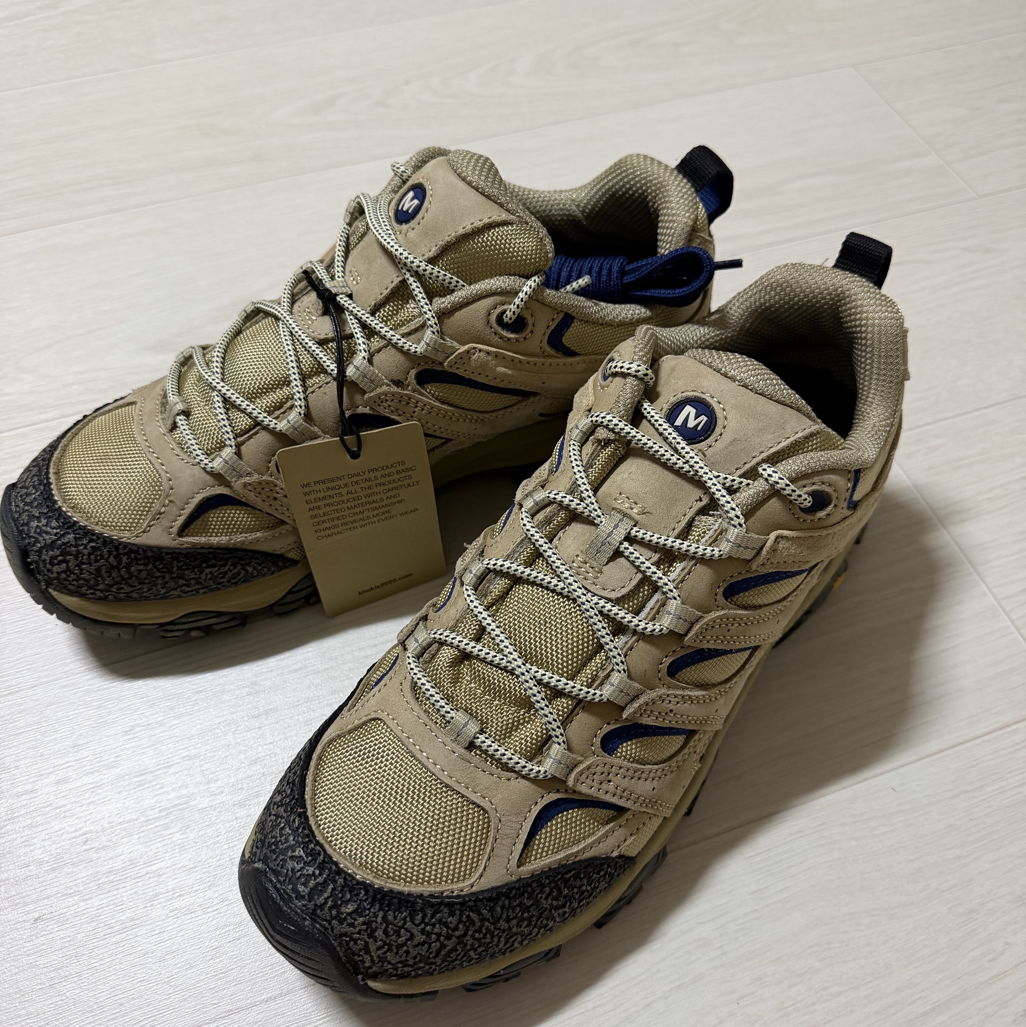 Merrell x Khakis Moab 3 Khaki 착용 스타일 - 3