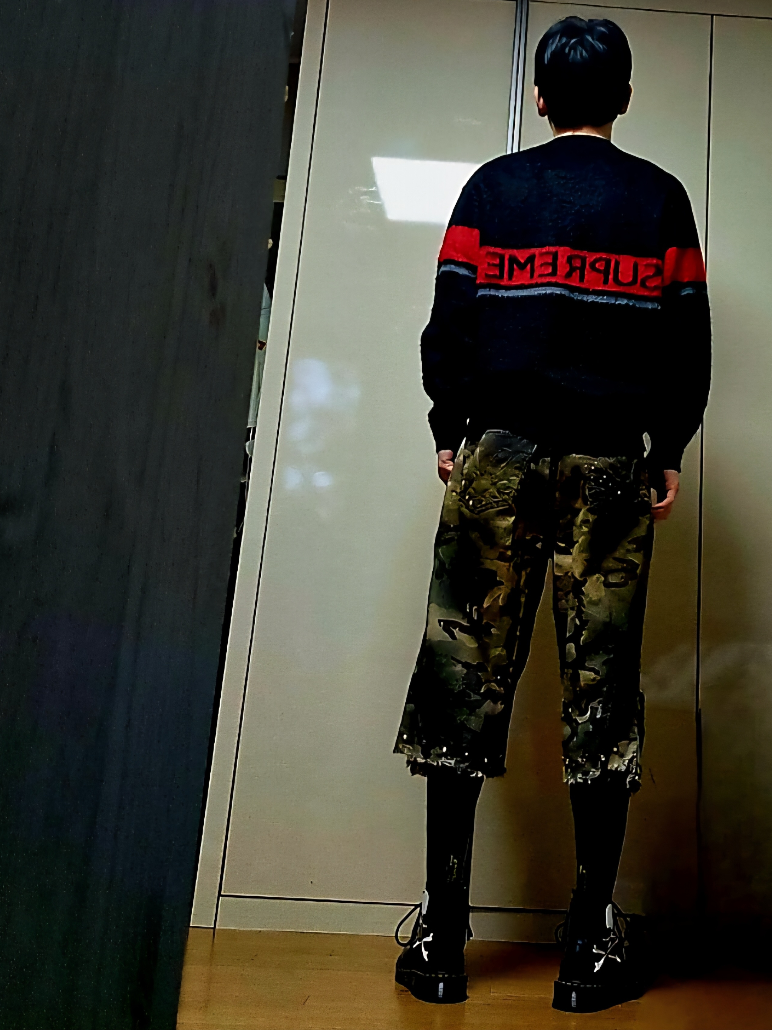 Supreme Brushed Stripe Sweater Black - 25FW, Dr. Martens x END. x Mastermind 101 Boots Skull 착용 스타일
