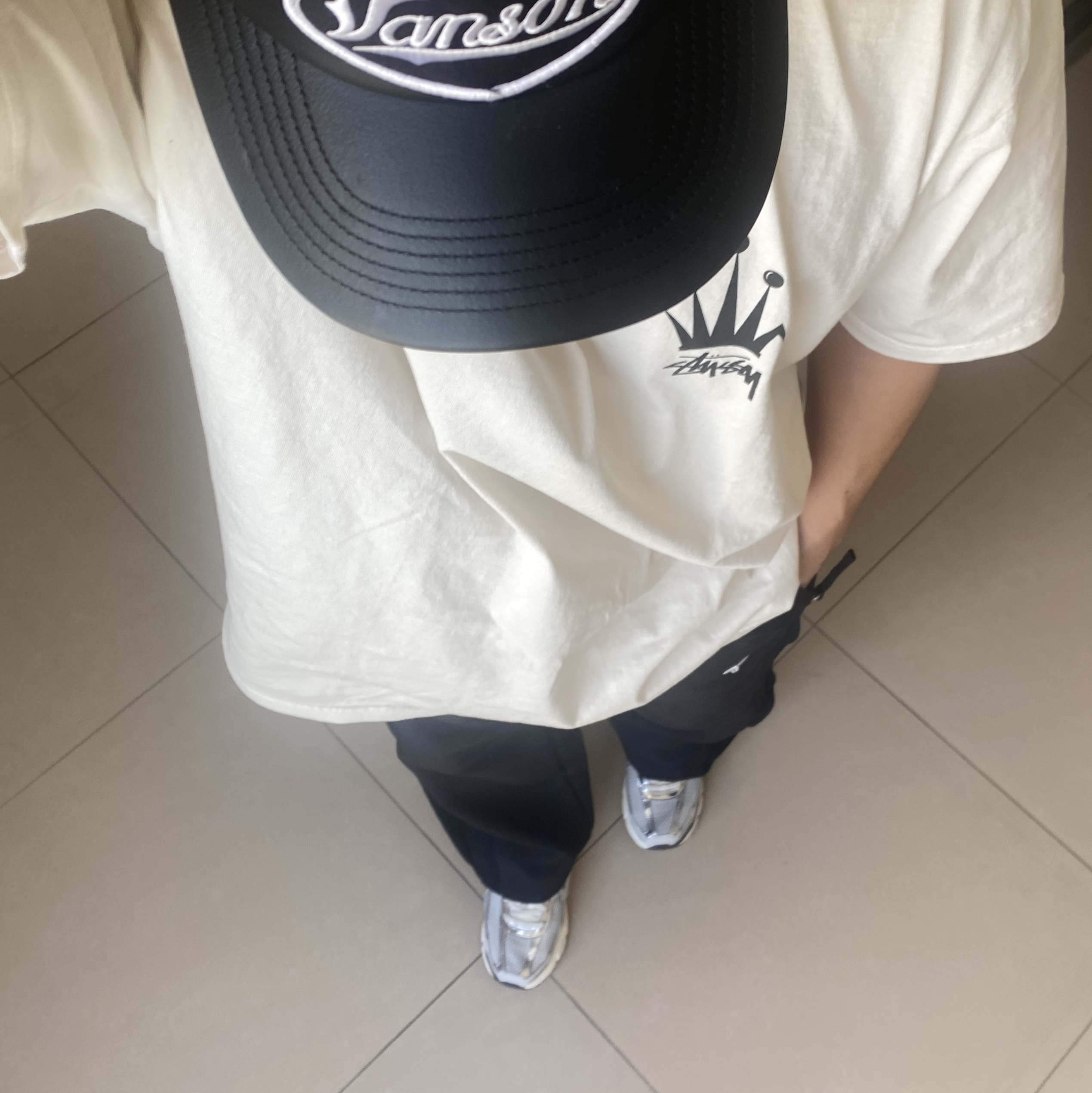 Stussy Regal Crown Pigment Dyed T-Shirt Natural 착용 스타일