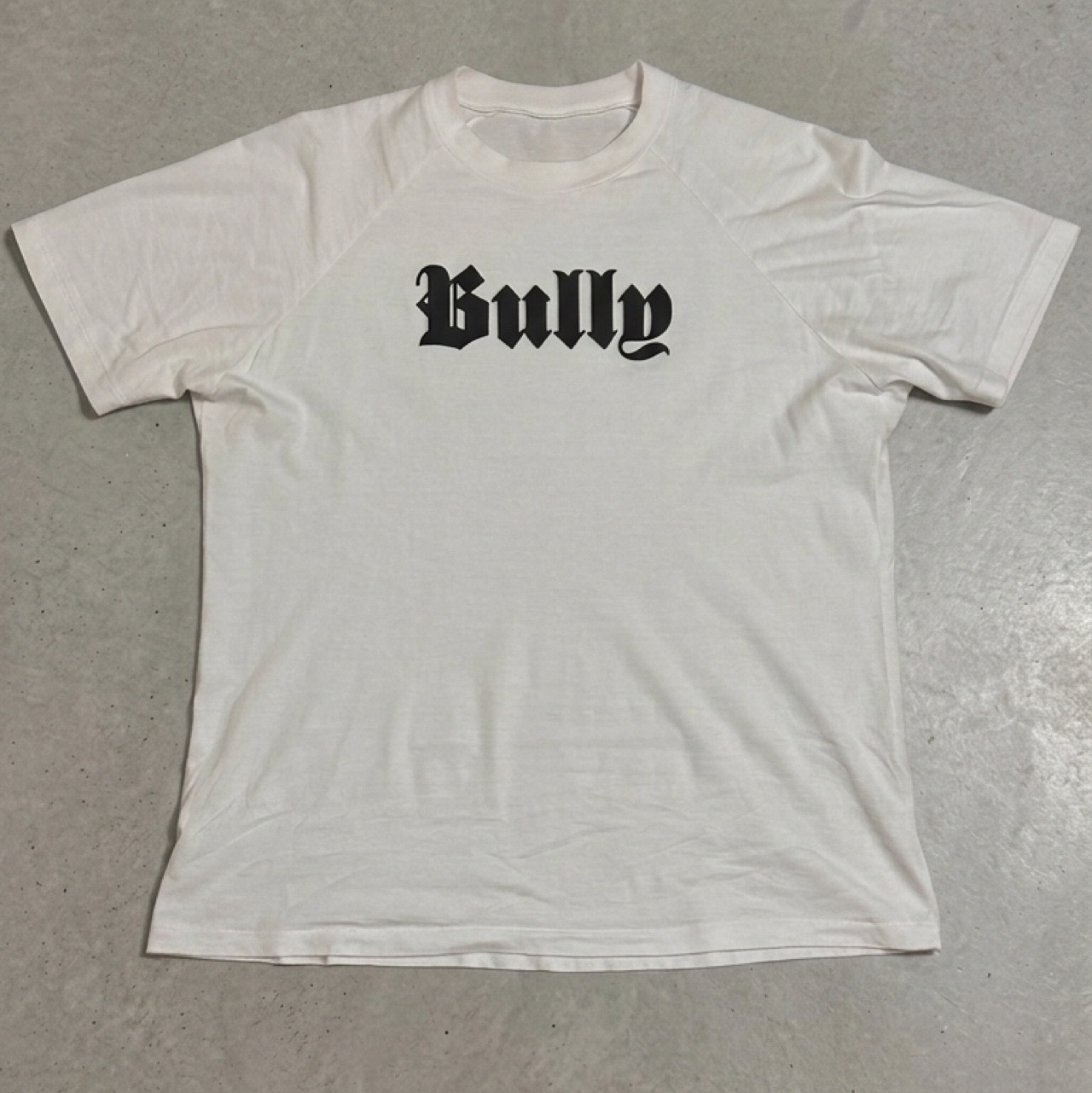 Yeezy Bully T-Shirt White 착용 스타일