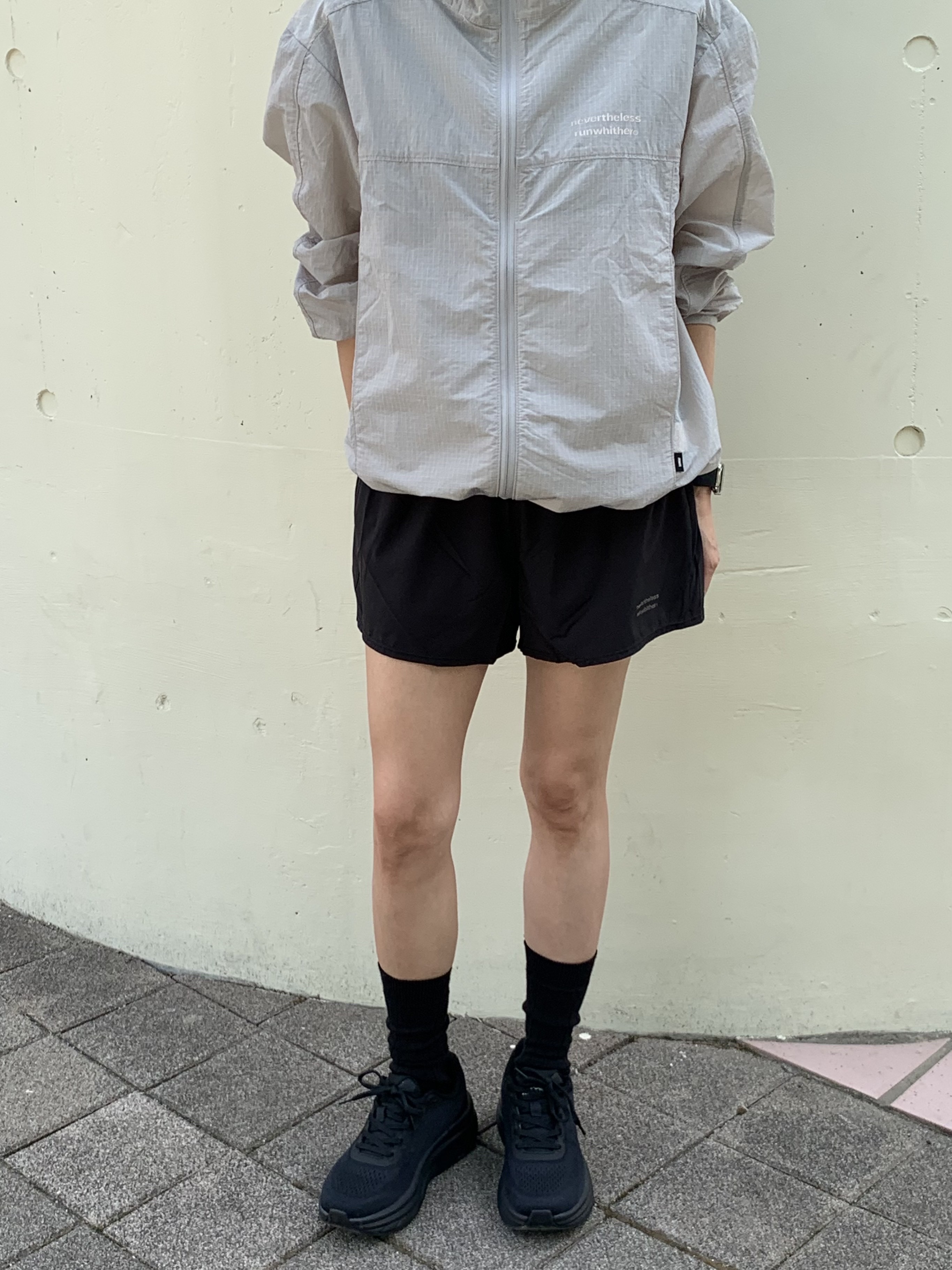 [KREAM 단독] runwhither Windbreaker Jacket V2 Gray, Supreme x Marithe Francois Girbaud Sport Camp Cap Black - 25SS 착용 스타일 - 4