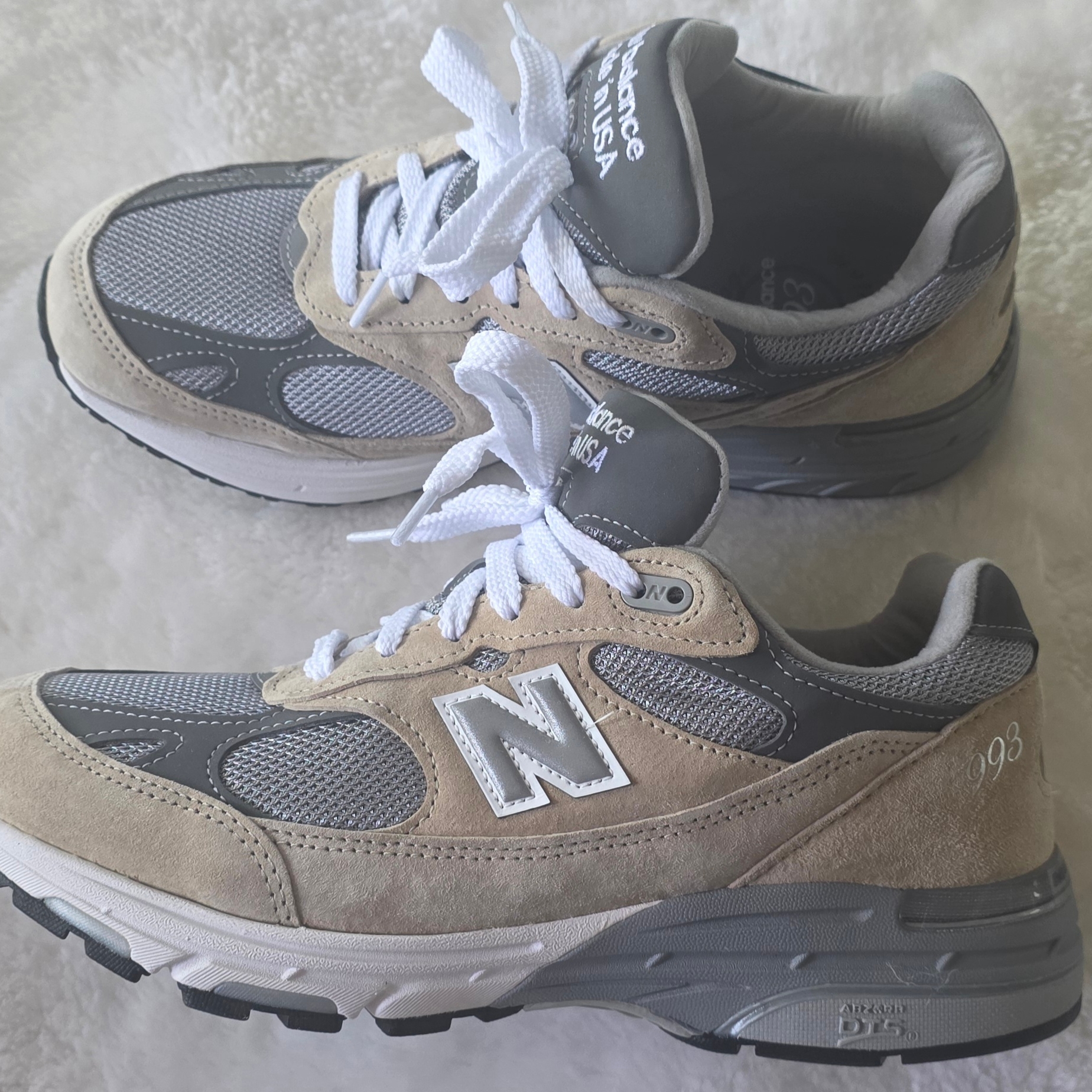 New Balance 993 Made in USA Incense Medium Grey - D Standard 착용 스타일