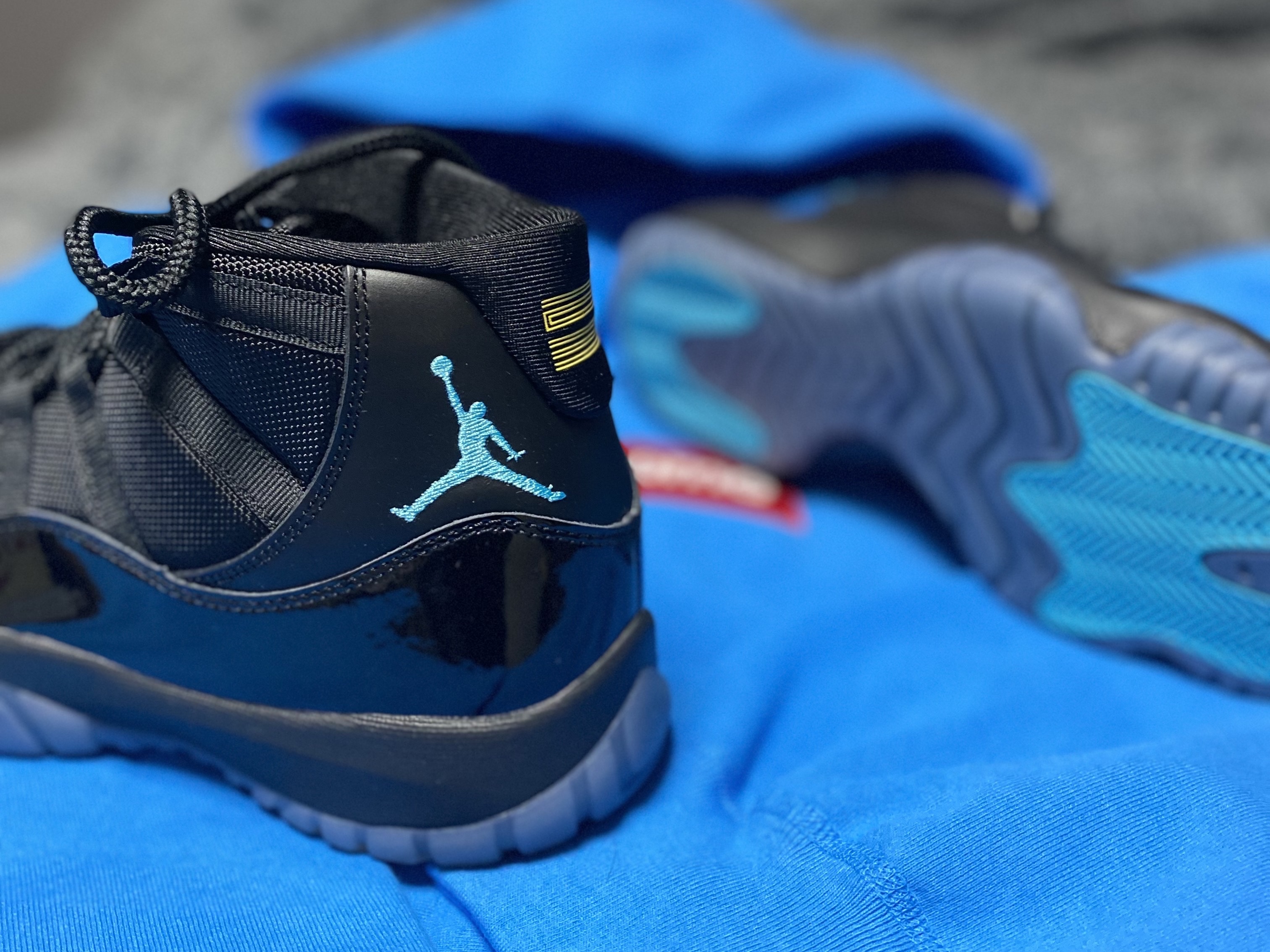 Jordan 11 Retro Gamma, Supreme Box Logo Hooded Sweatshirt Cyan - 25FW 착용 스타일