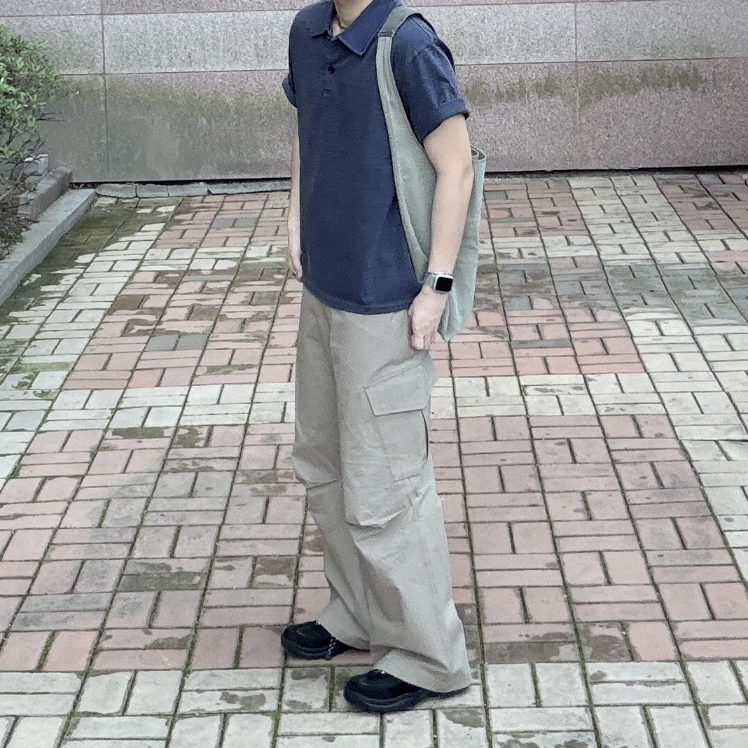Kinchi x Vatoz Zig Grey, PERENN Washed Cotton Shoulder Bag Sage 착용 스타일 - 2