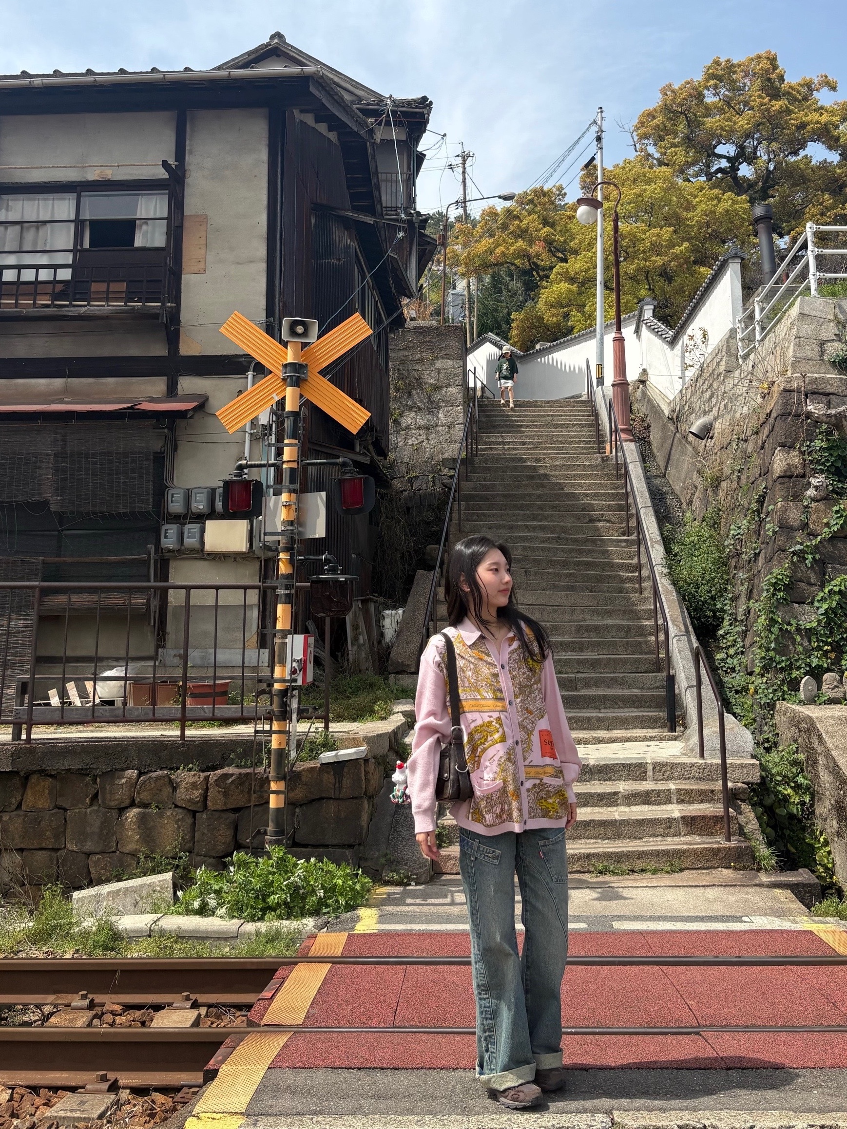 Supreme Silk Map Cardigan Pink - 23FW, Adidas x Song for the Mute Shadowturf Dark Brown 착용 스타일 - 4