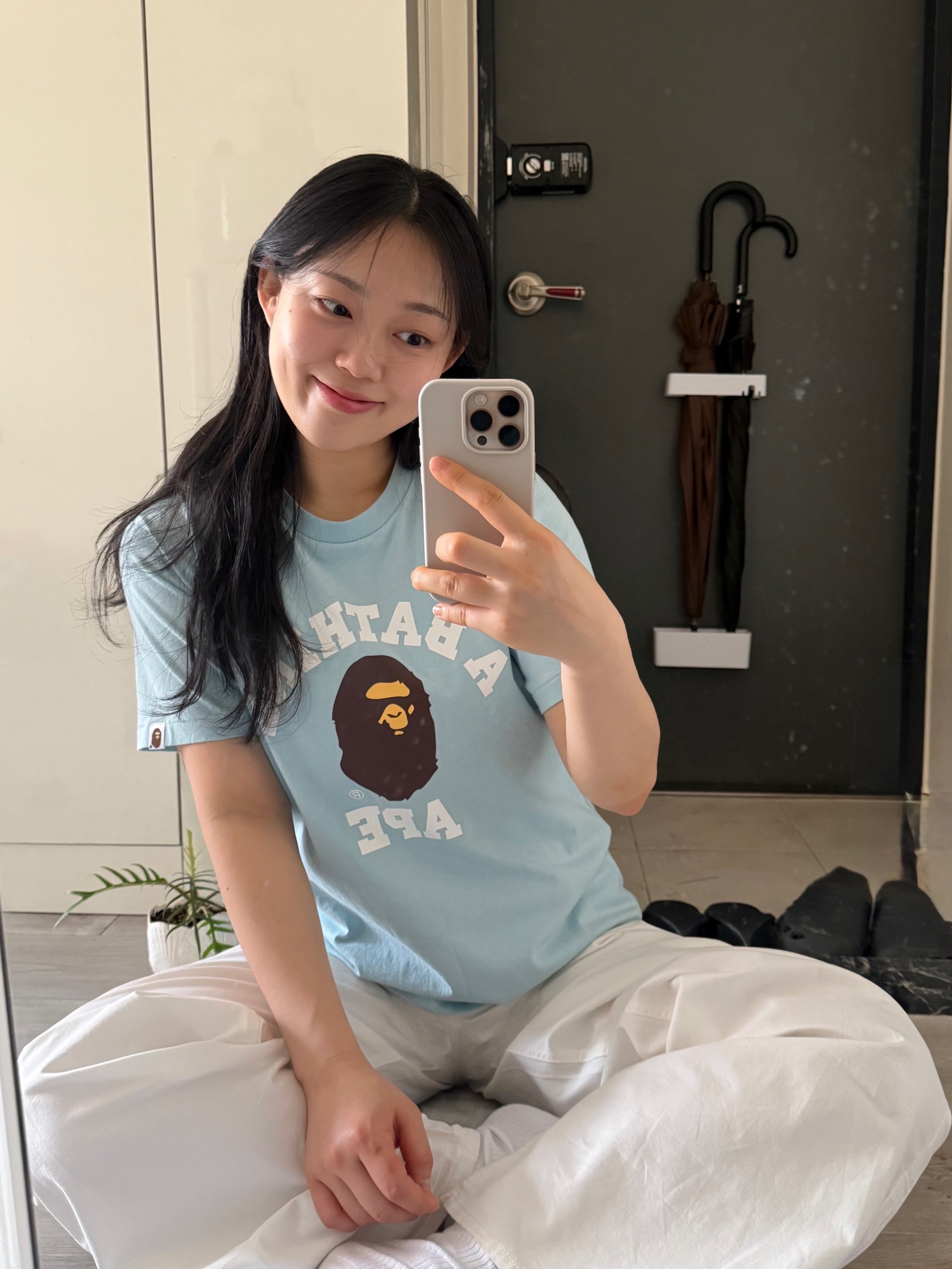 (W) BAPE College T-Shirt Sax, BAPE College T-Shirt Sax 착용 스타일 - 1