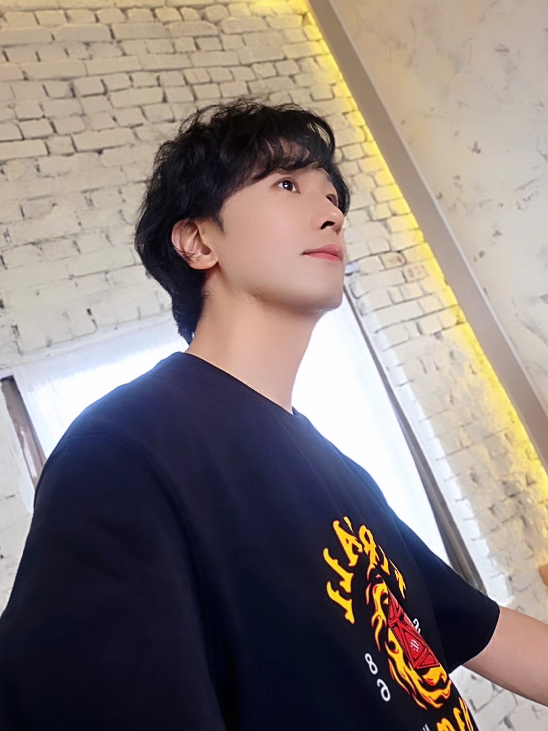 IAB Studio x Stranger Things HFC T-shirt Dice, Mizuno Wave Rider Black Pink - Folder Exclusive 착용 스타일 - 5
