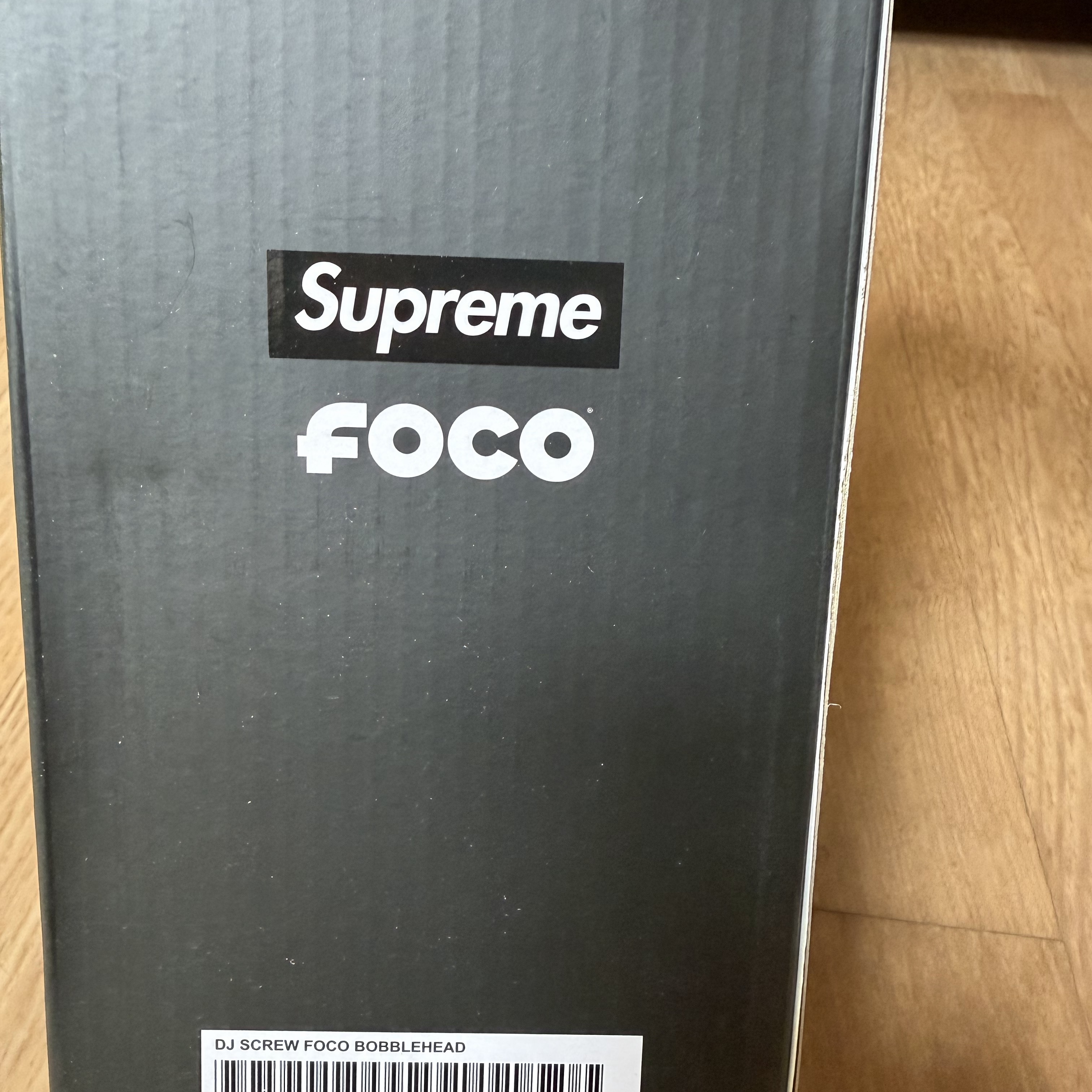 Supreme x DJ Screw Foco Bobblehead Multicolor - 26SS 착용 스타일 - 3