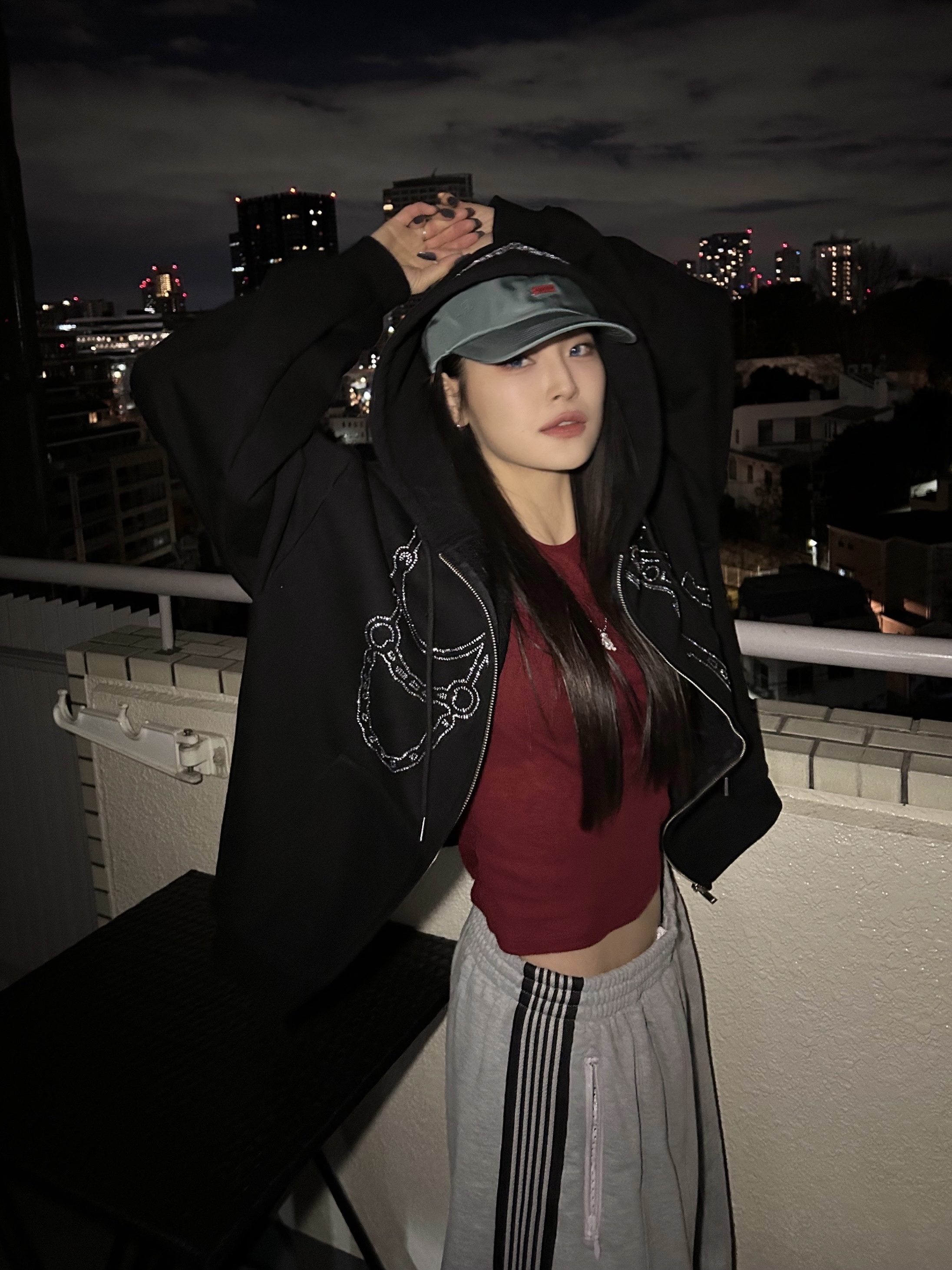 Needles x B'2nd H.D. Track Pants Cotton Jersey Gray, Supreme Enamel Logo 6-Panel Work Teal - 23FW 착용 스타일 - 1