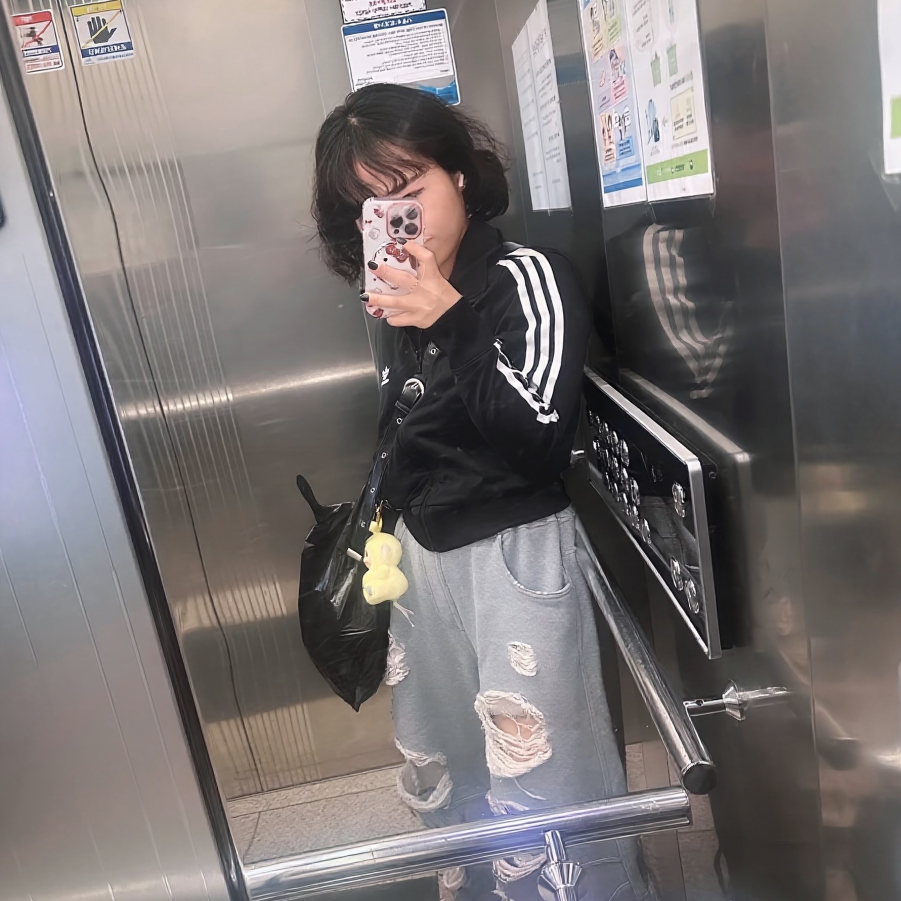 (W) Adidas Adicolor Classic Firebird Track Top Black - KR Sizing 착용 스타일 - 1