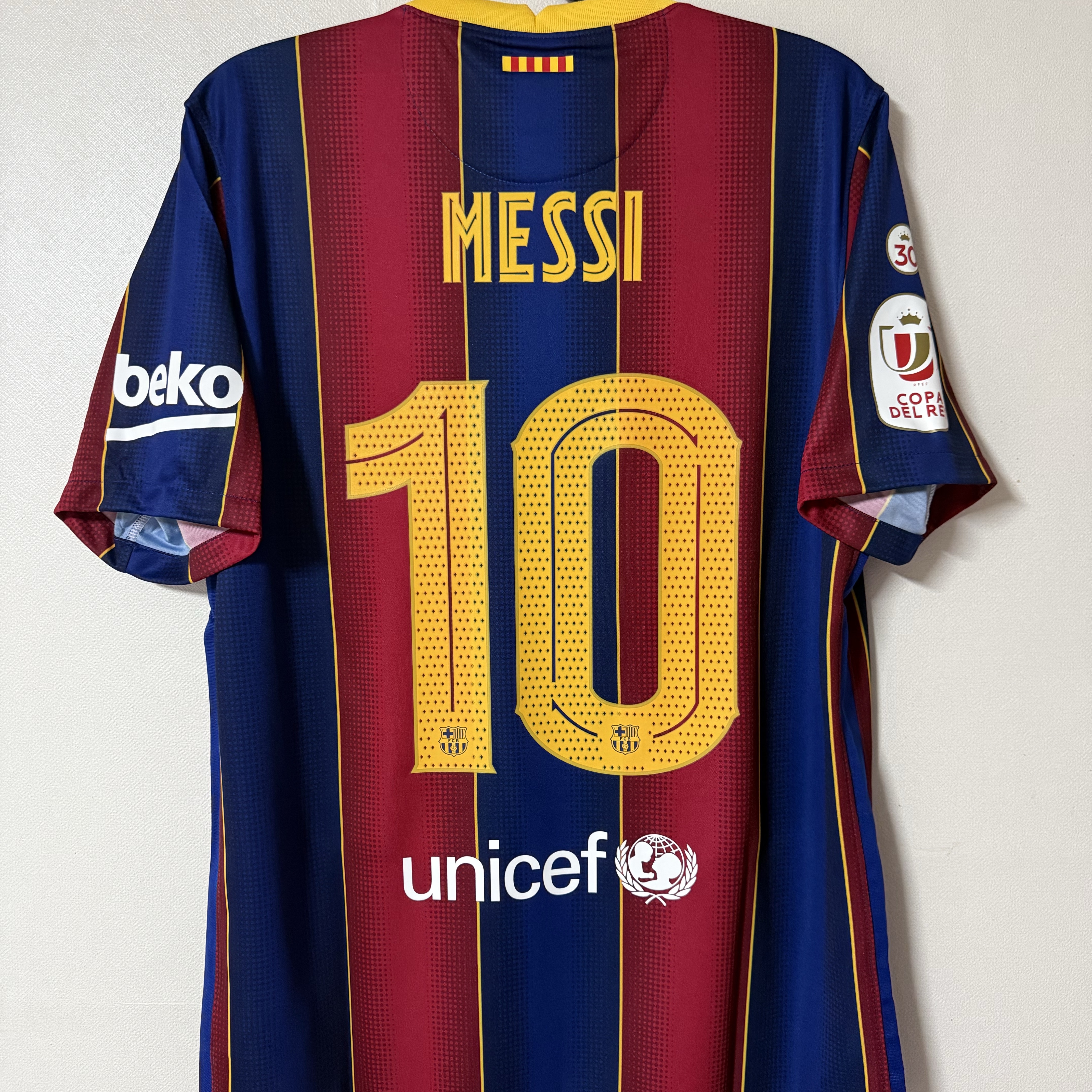Nike FC Barcelona 2020/21 Dri-Fit Stadium Home Jersey Deep Royal Blue Varsity Maize (Non Marking Ver.) 착용 스타일 - 2