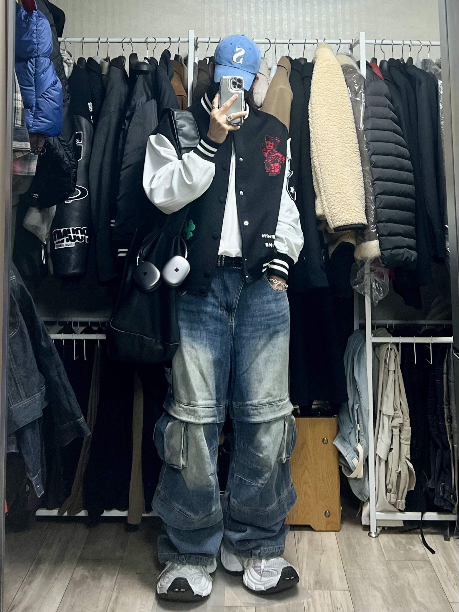 Balenciaga 10XL Sneakers White Black Grey, Kamien Titan Baggy Denim Pants Blue 착용 스타일