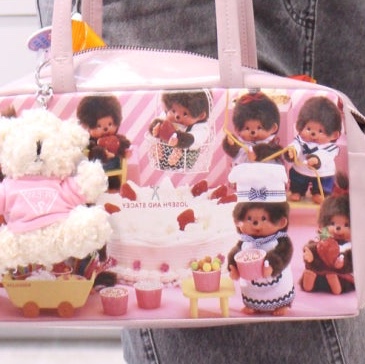 JOSEPH&STACEY JAS Box Bag Bakery Monchhichi Pink 착용 스타일