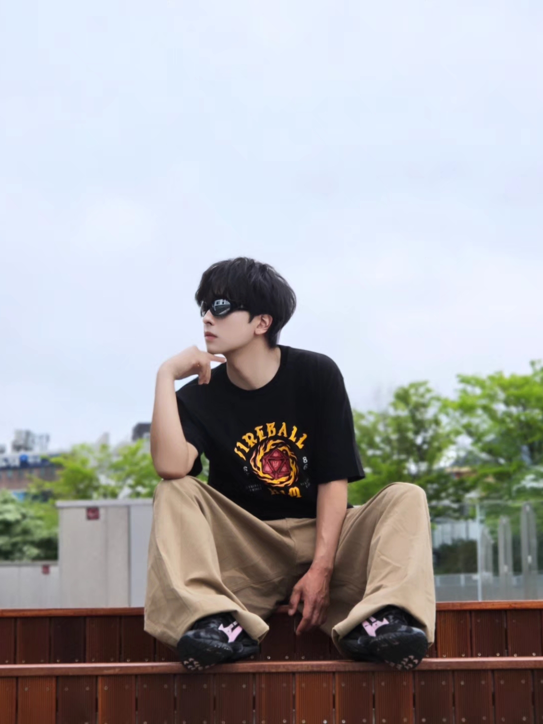 IAB Studio x Stranger Things HFC T-shirt Dice, Mizuno Wave Rider Black Pink - Folder Exclusive 착용 스타일 - 1