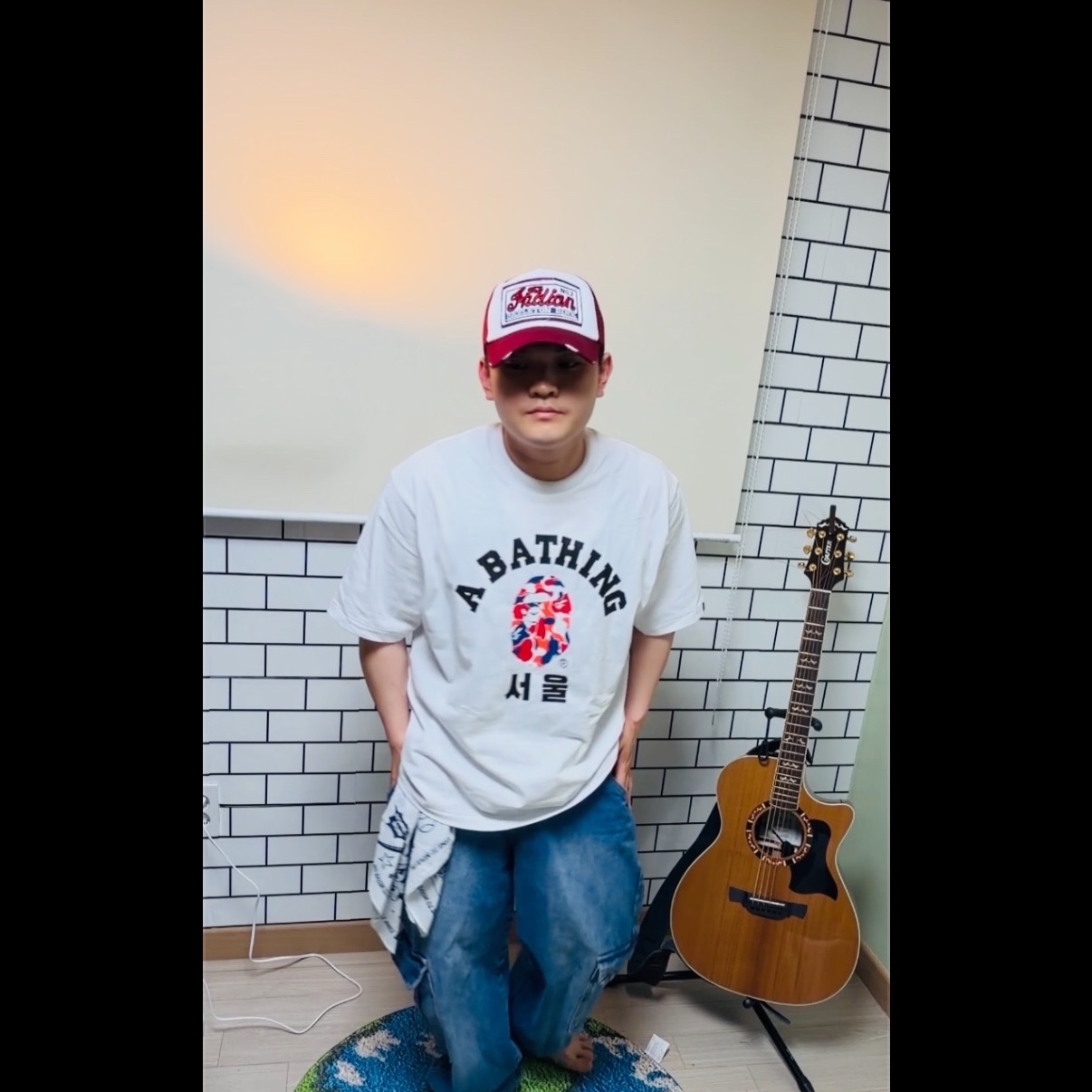 BAPE College Relaxed Fit T-Shirt White - Korea Exclusive 착용 스타일