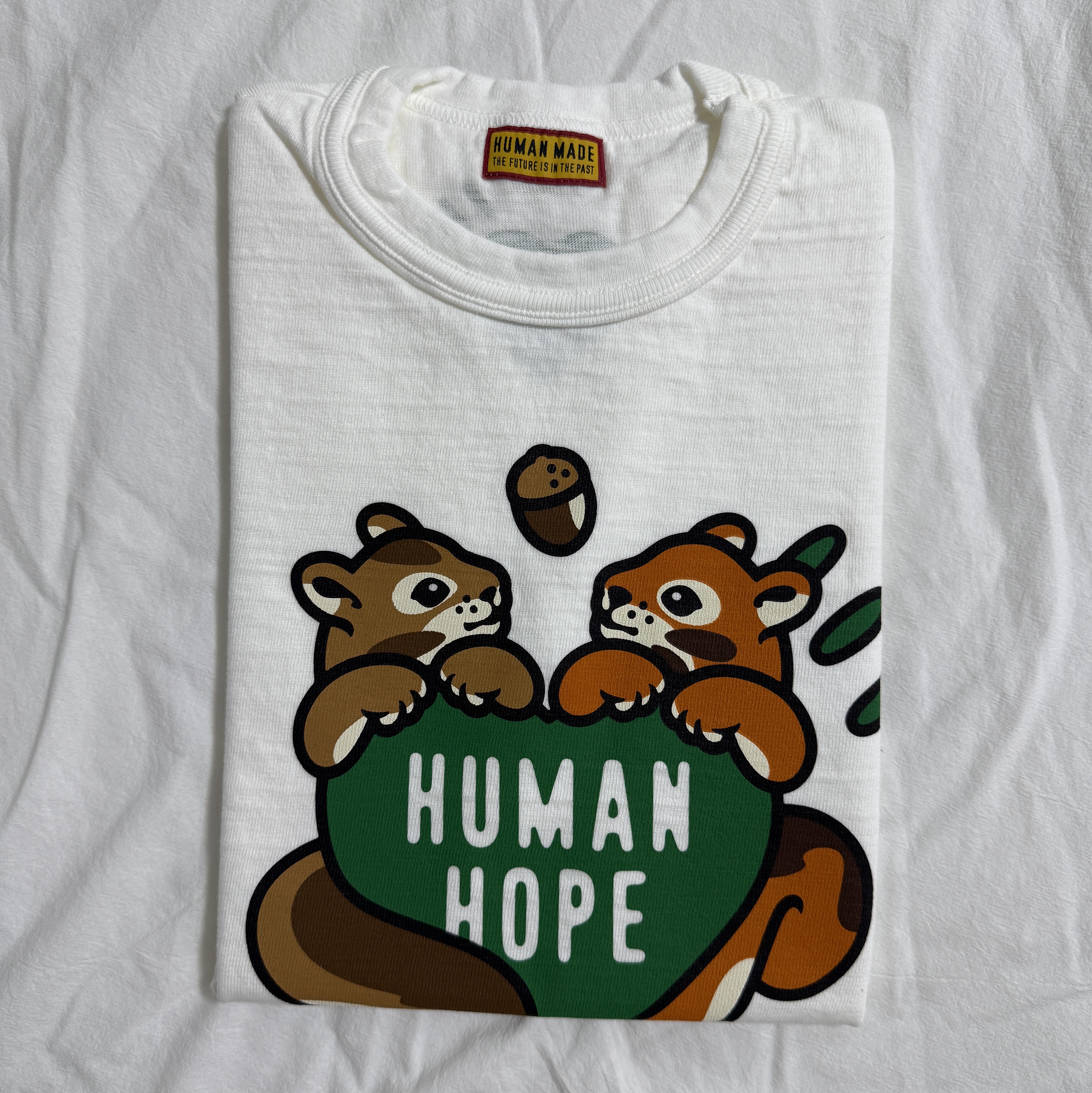 Human Made Human Hope Graphic T-Shirt White 착용 스타일 - 1