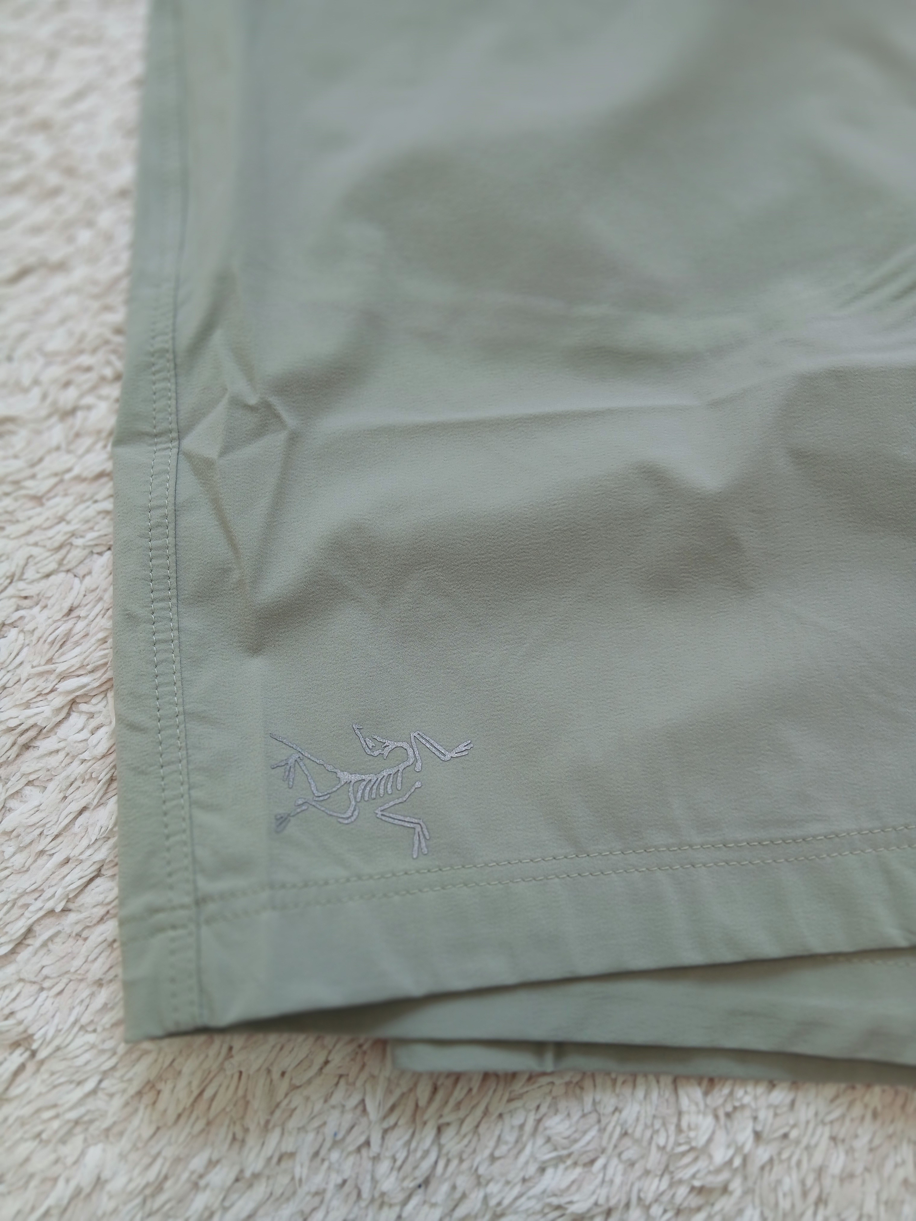 Arc'teryx Incendo Short 9 Inch Habitat 착용 스타일 - 2