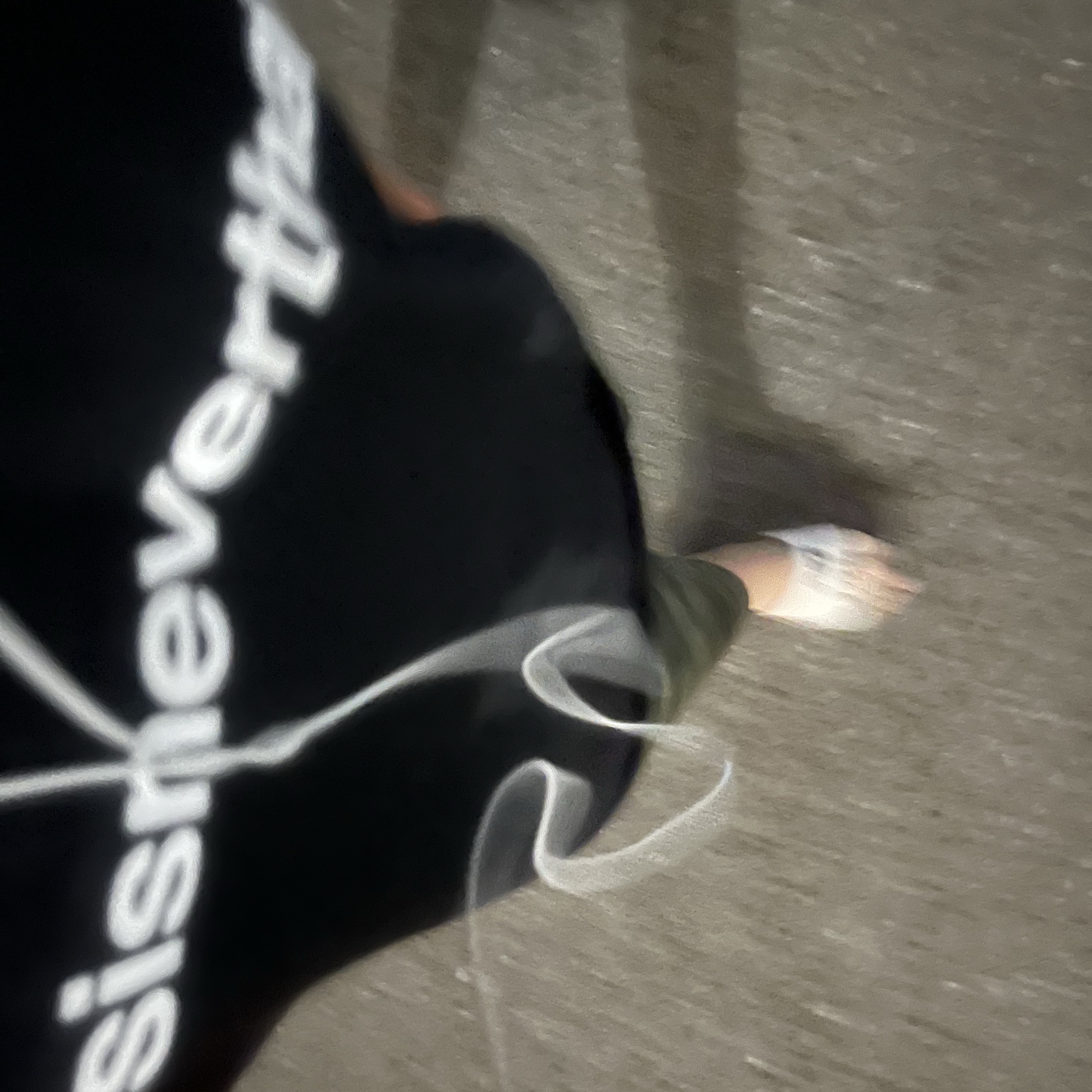 Thisisneverthat T Logo T-Shirt Black 착용 스타일